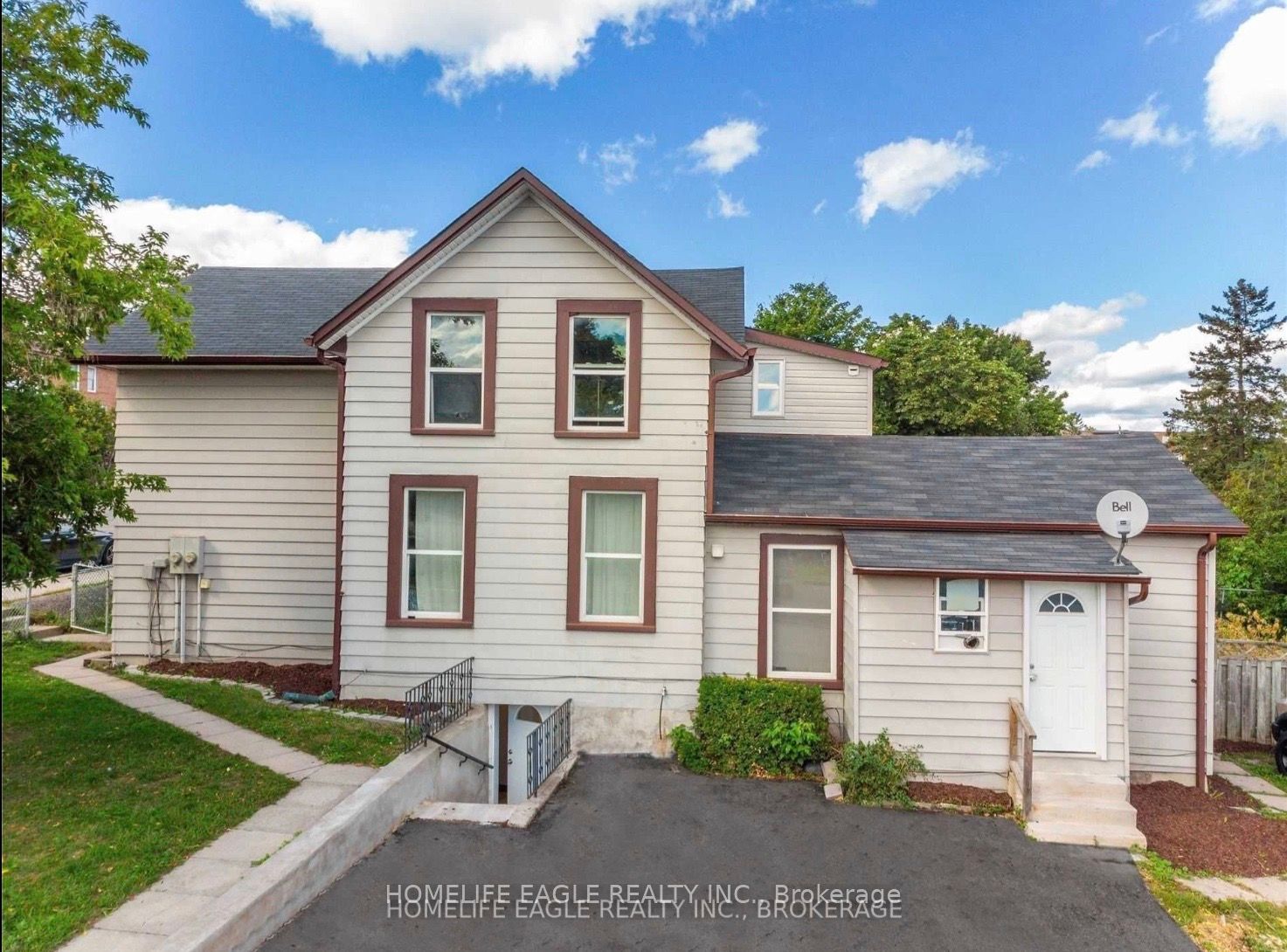 87 Simcoe Road