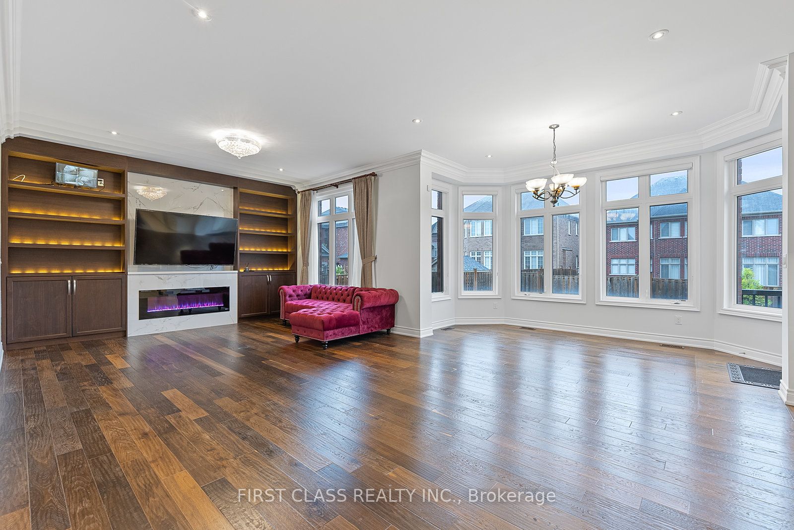 33 Berkshire Crescent