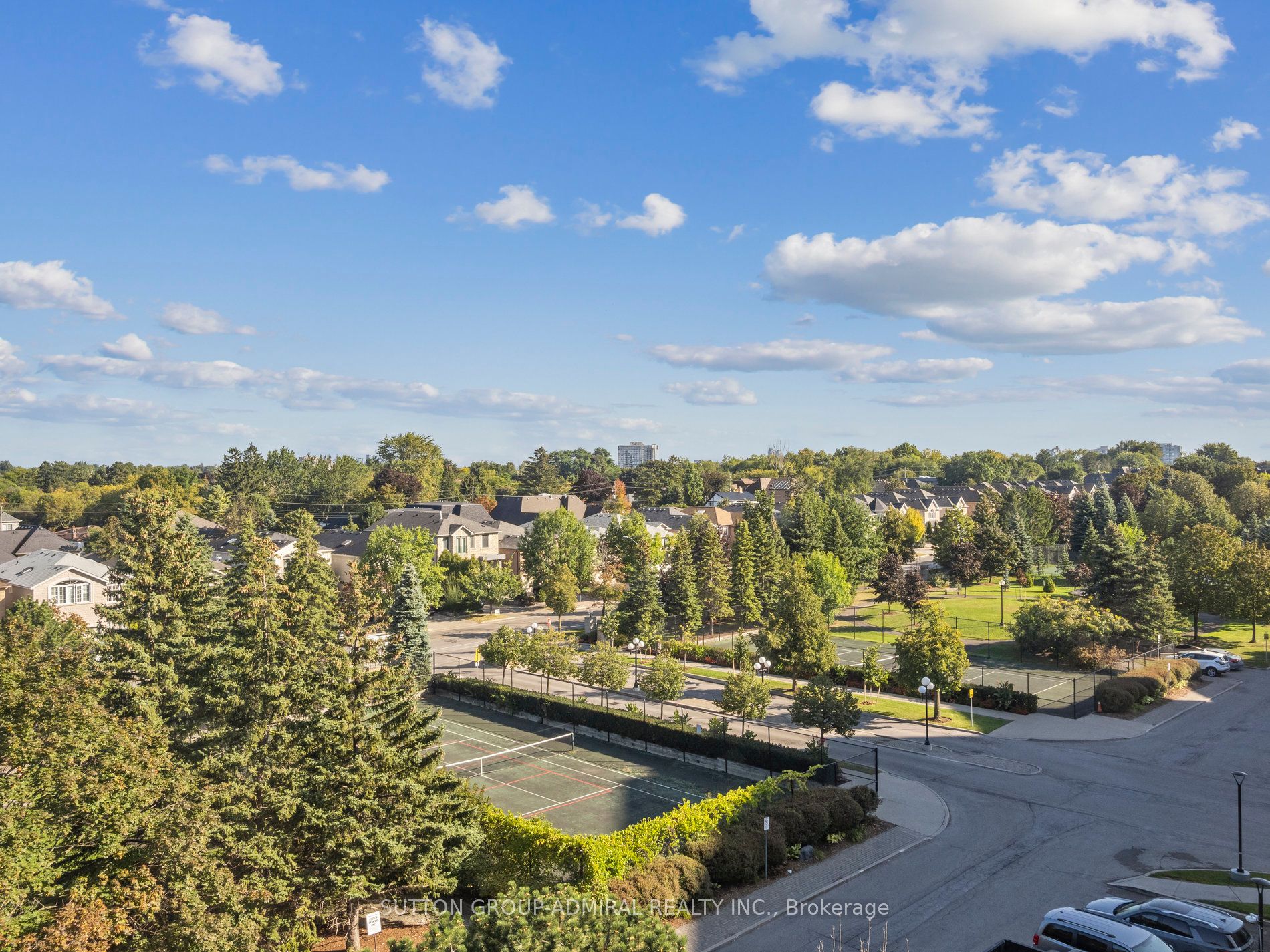 7 Townsgate Drive #604