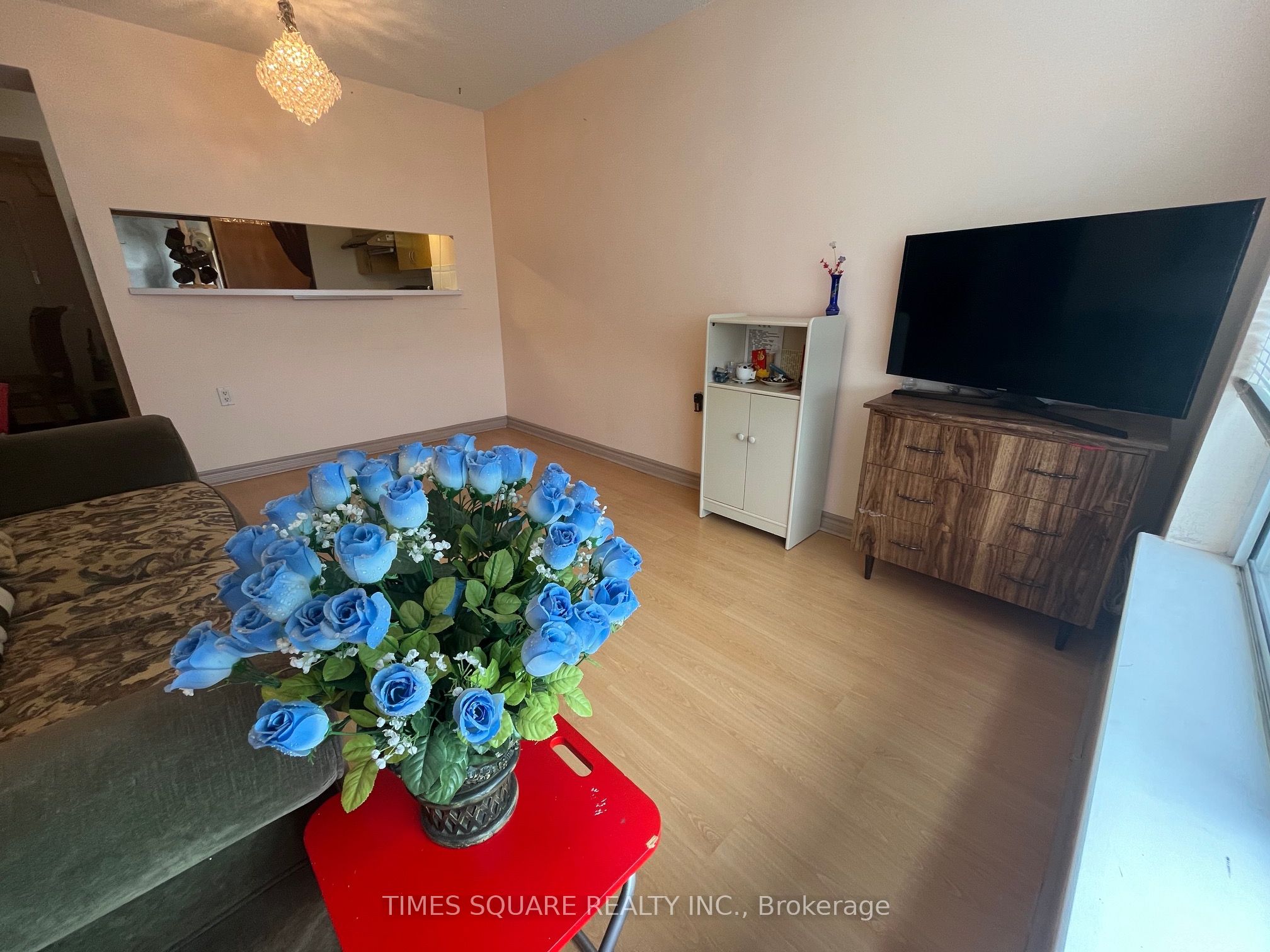 9015 Leslie Street, #1107