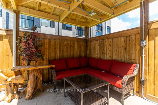12 Laskin Drive