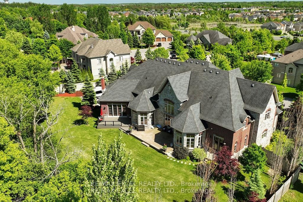 2 Beau Court