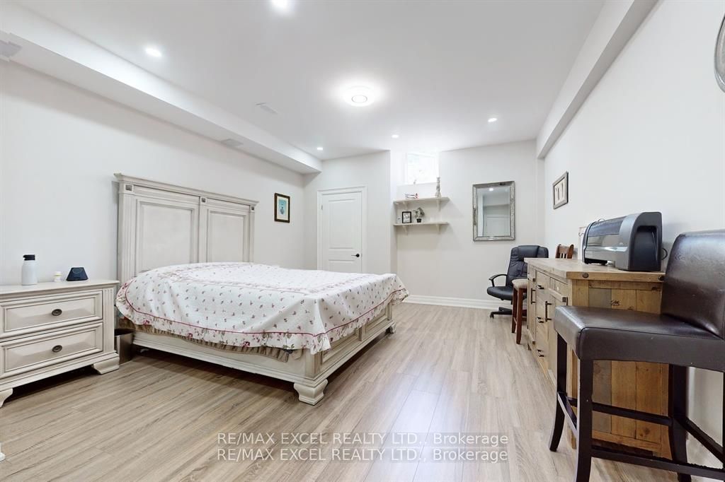 2 Beau Court
