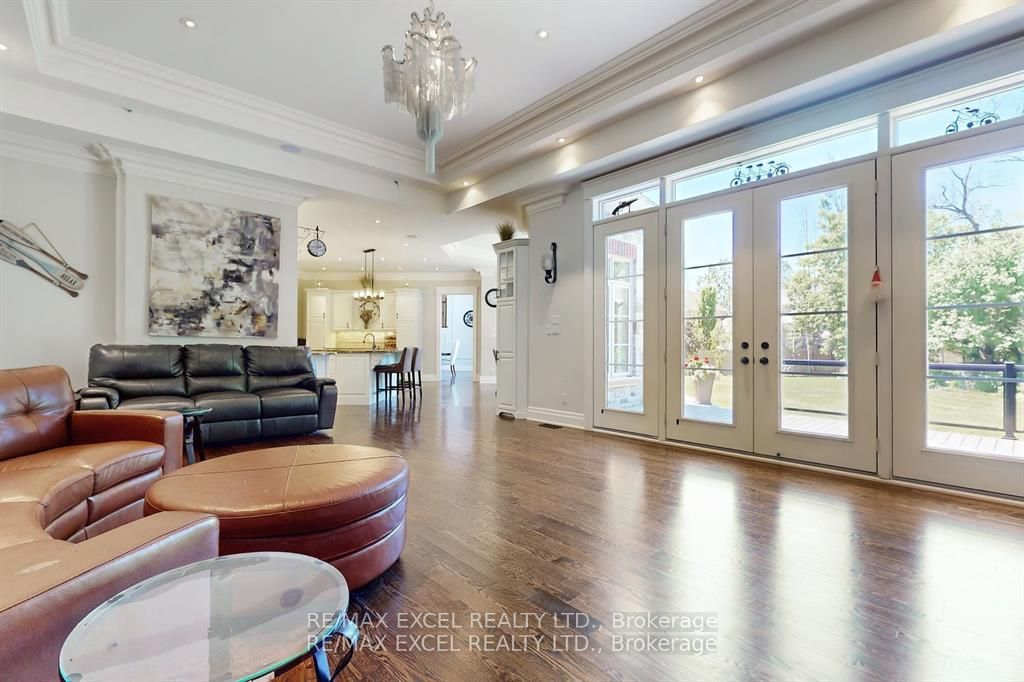 2 Beau Court