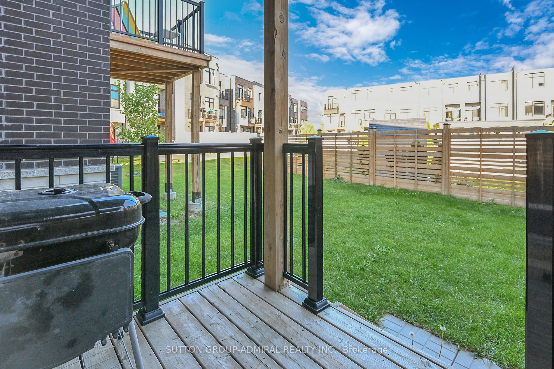 251 Thomas Cook Avenue