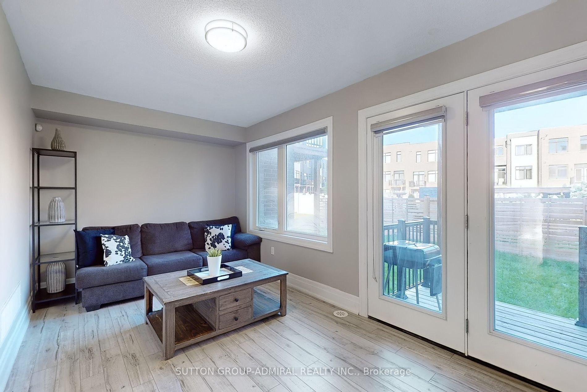251 Thomas Cook Avenue