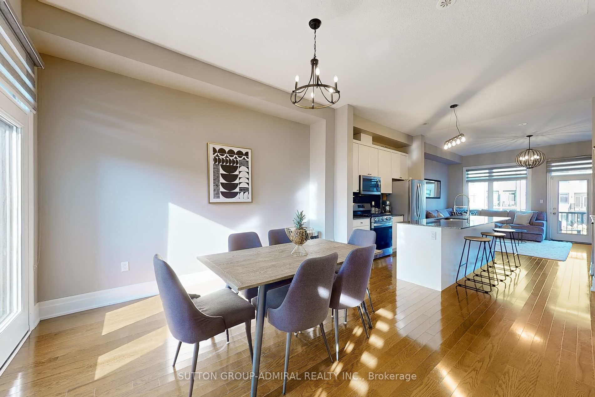 251 Thomas Cook Avenue