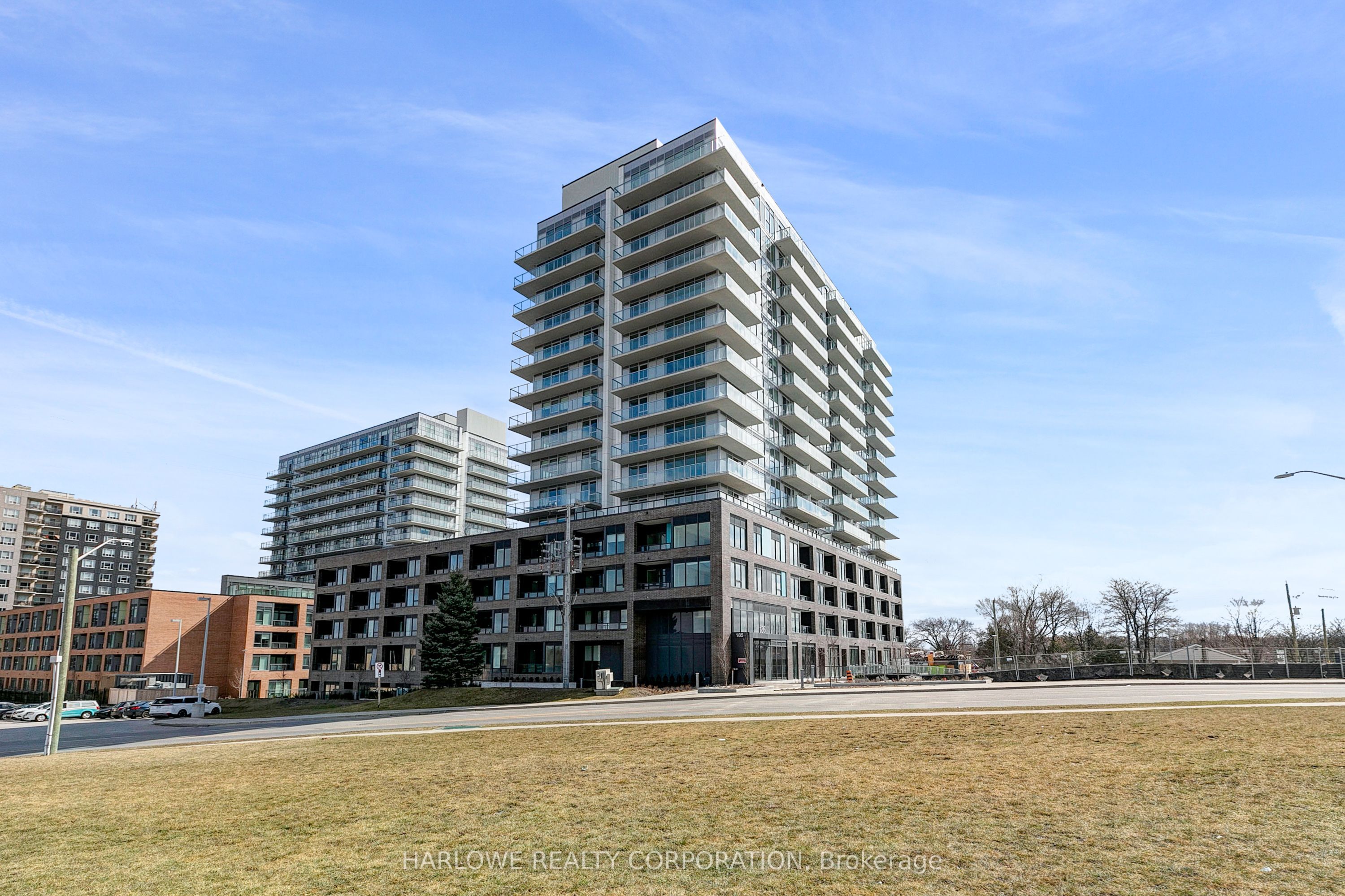 185 Deerfield Road, #709