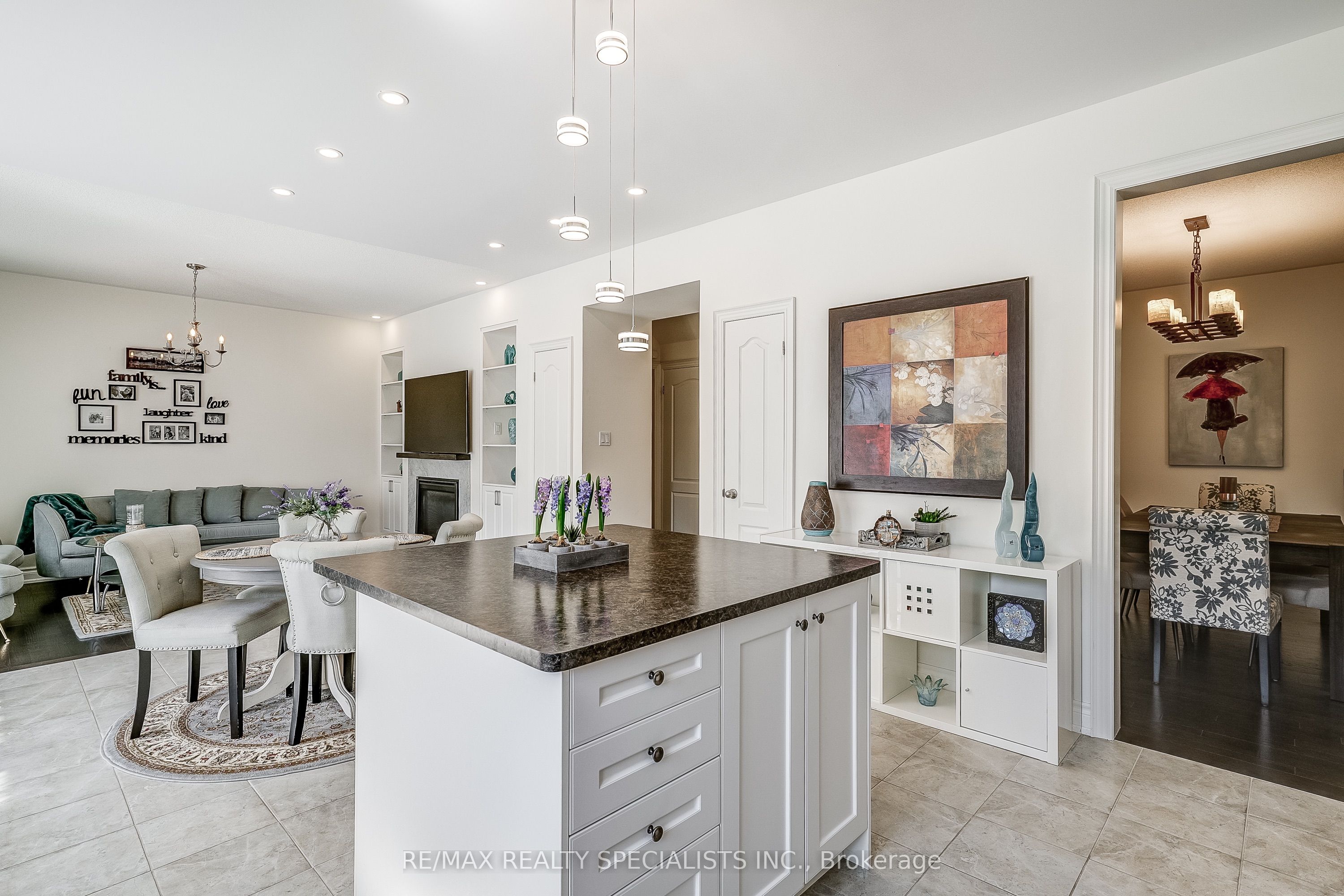 281 Blue Dasher Boulevard