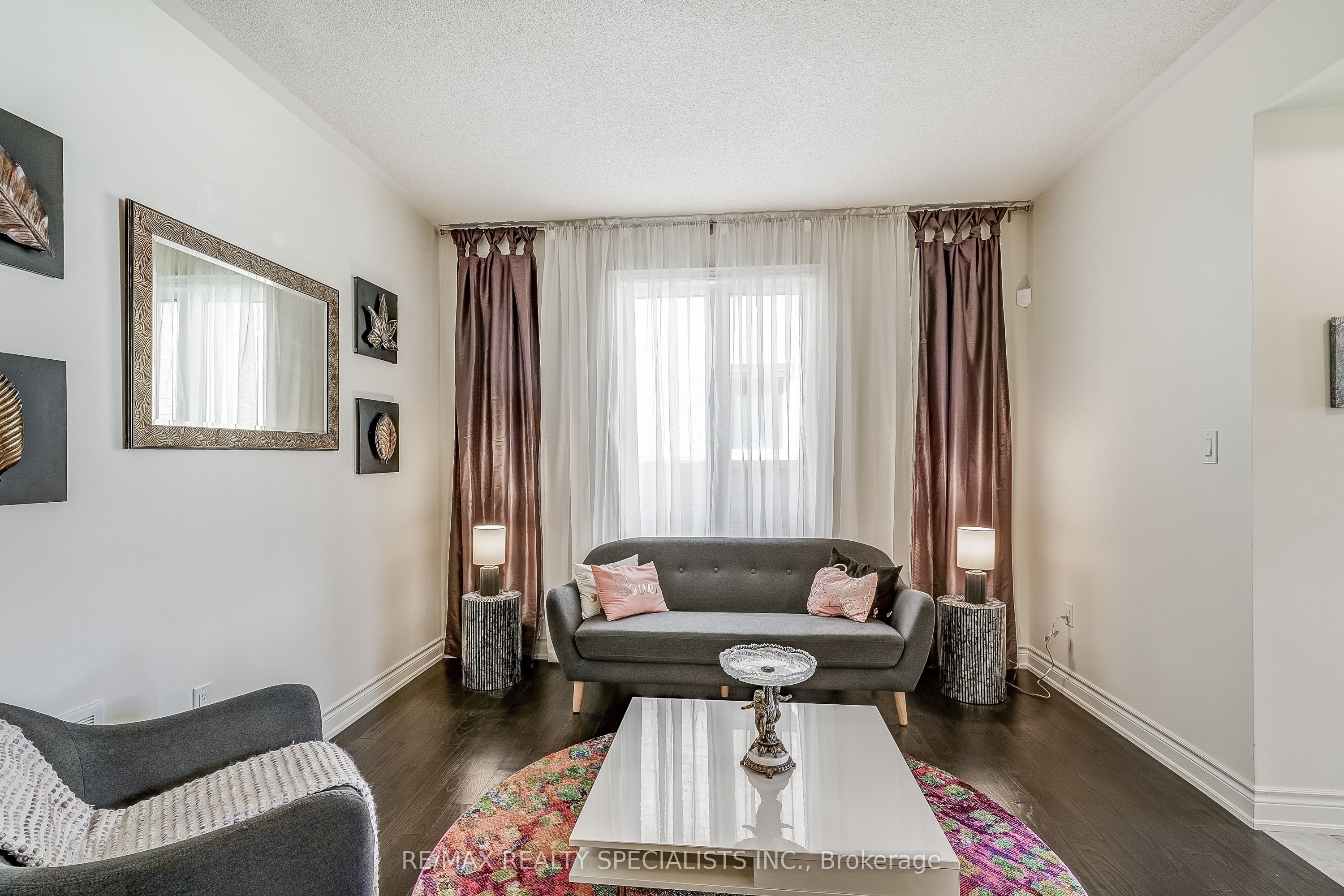 281 Blue Dasher Boulevard