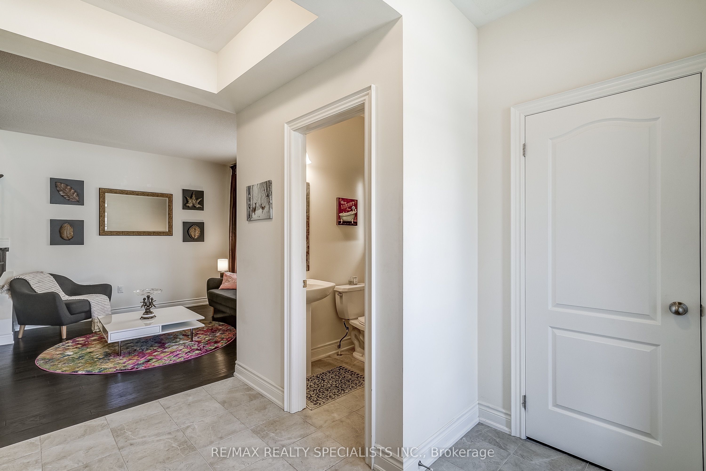 281 Blue Dasher Boulevard