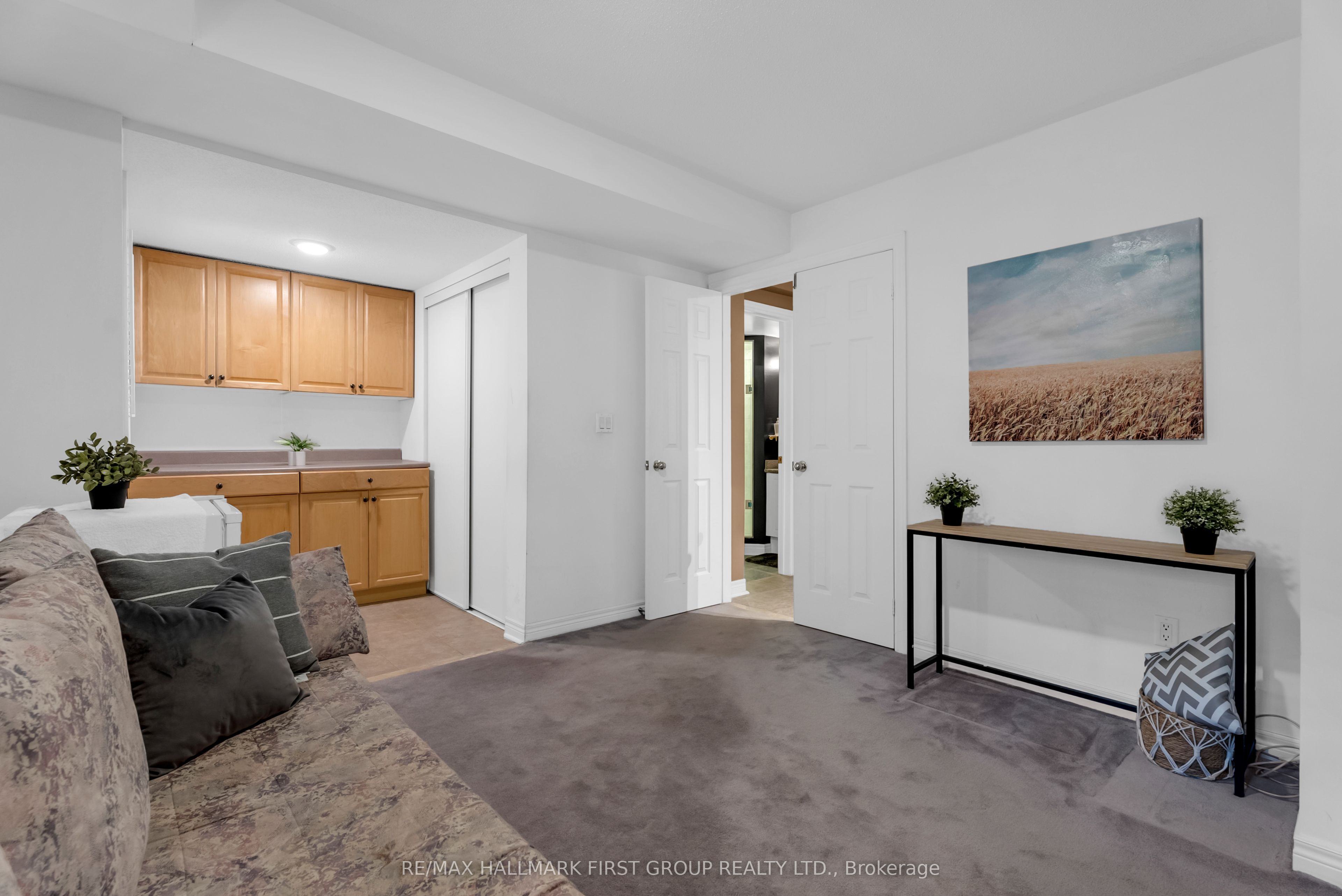25 Crispin Court