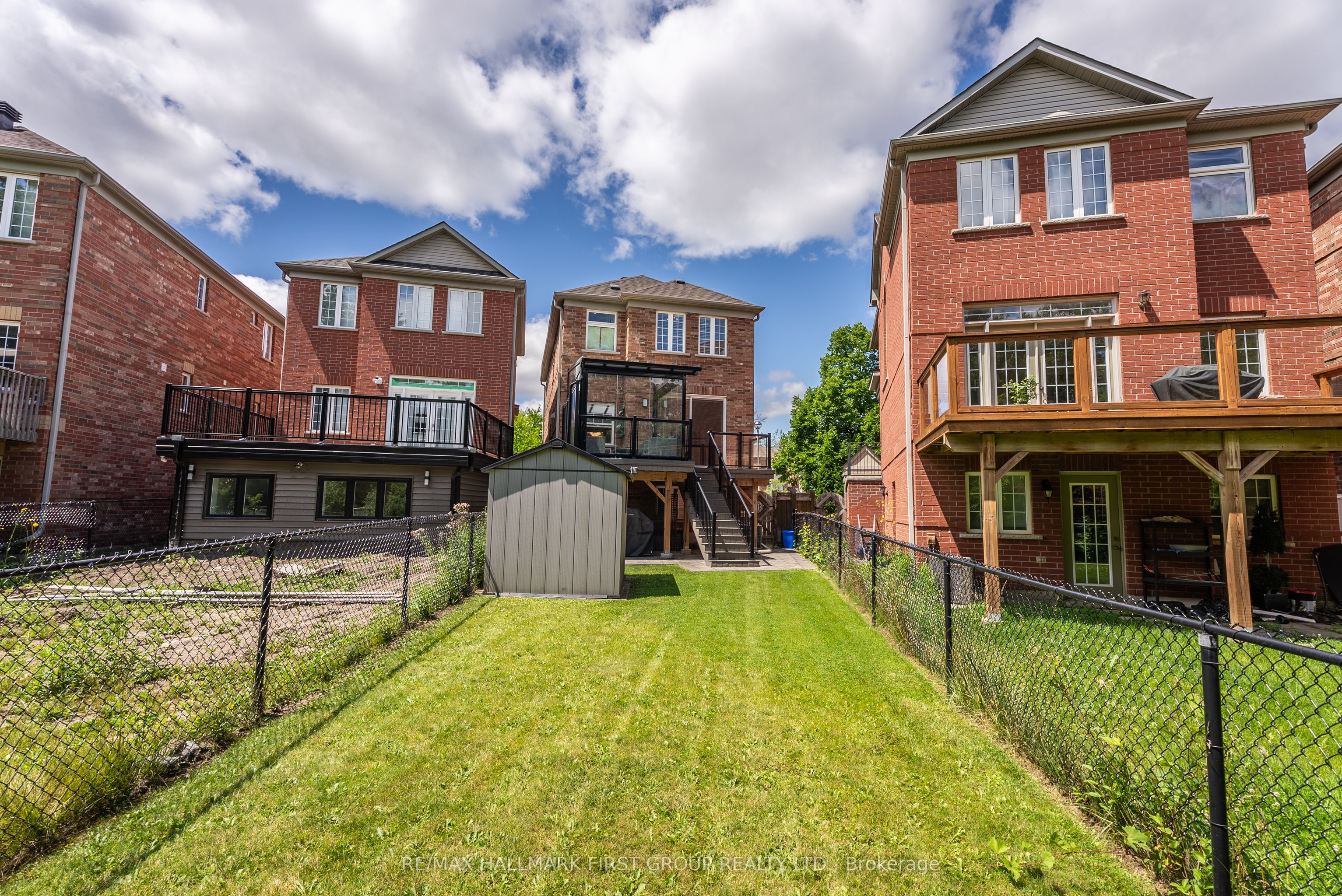 25 Crispin Court