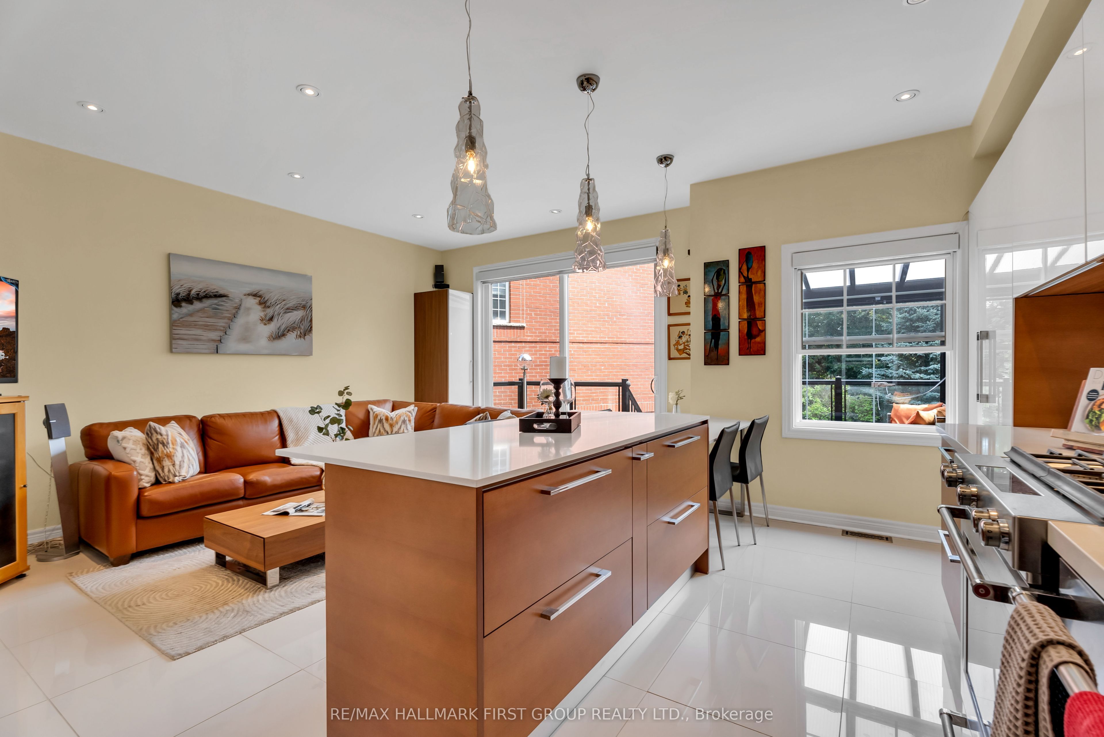 25 Crispin Court