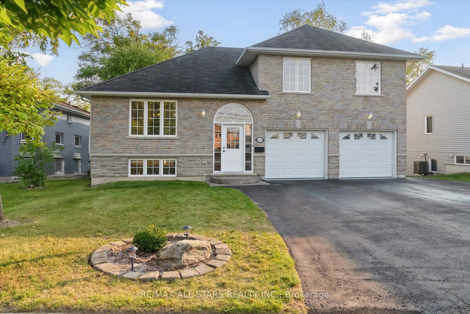 121 Riverglen Drive