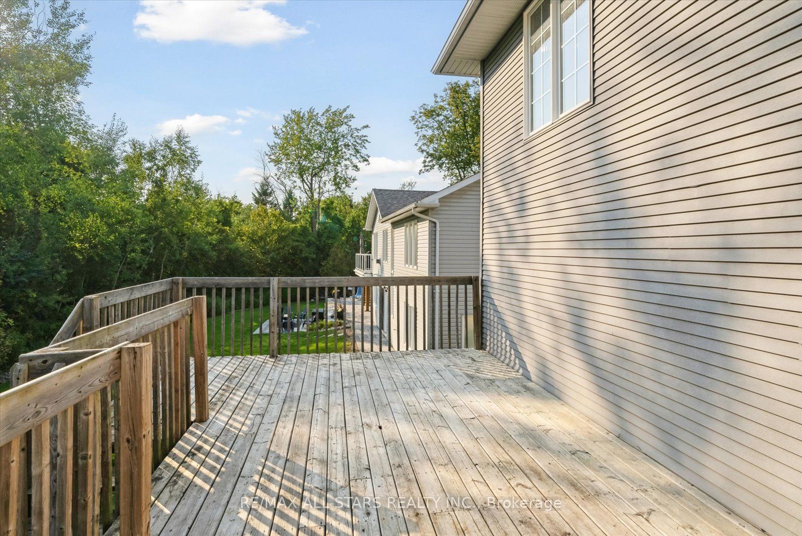 121 Riverglen Drive