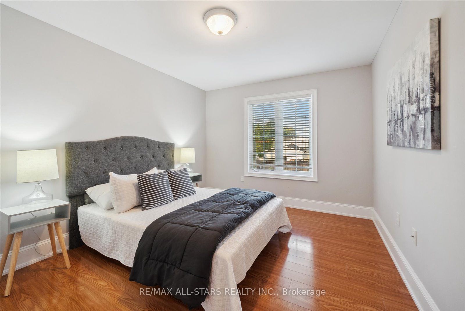 121 Riverglen Drive