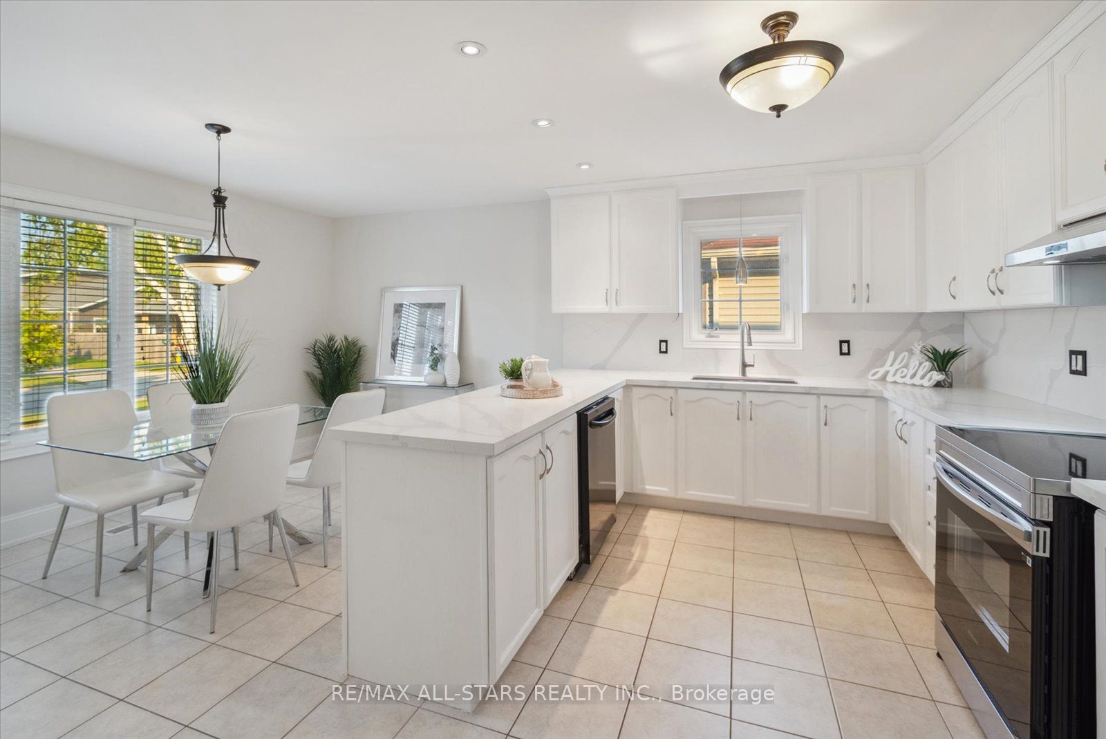 121 Riverglen Drive