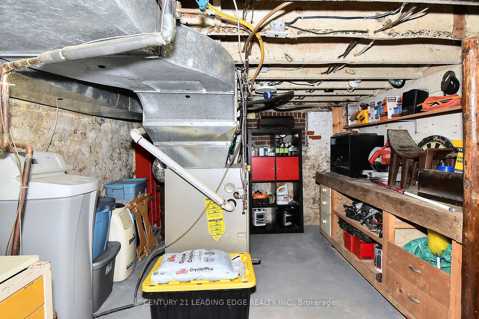 55 Brock Street E