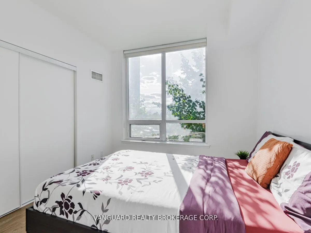 75 North Park Road, #208