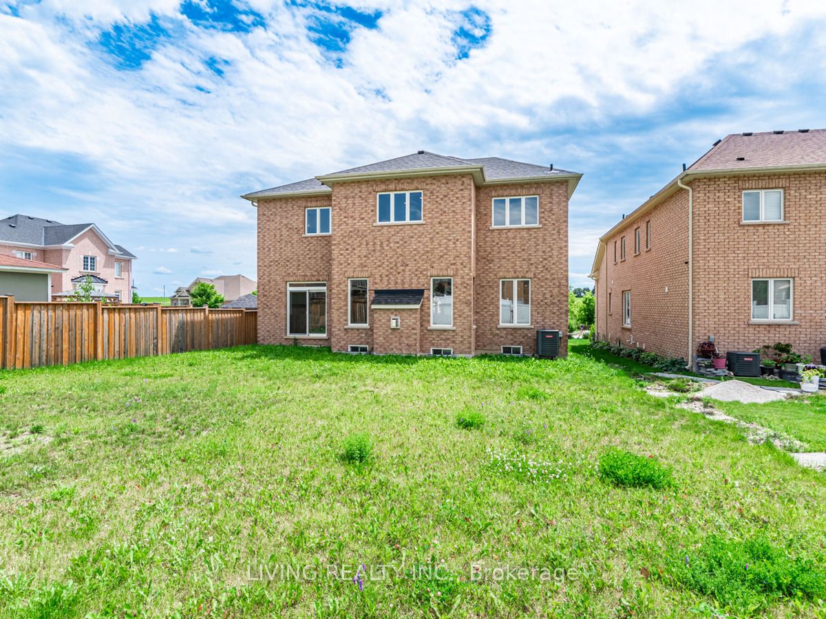 127 Copeland Crescent