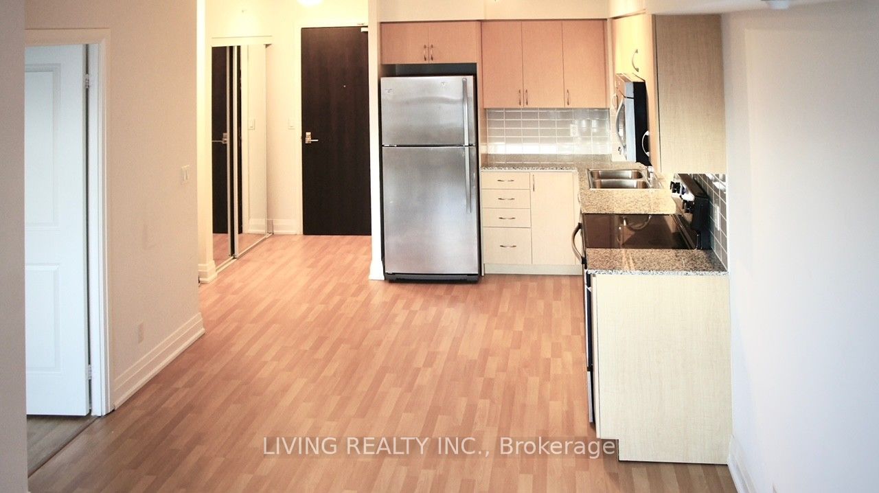 370 Hwy 7 E #802
