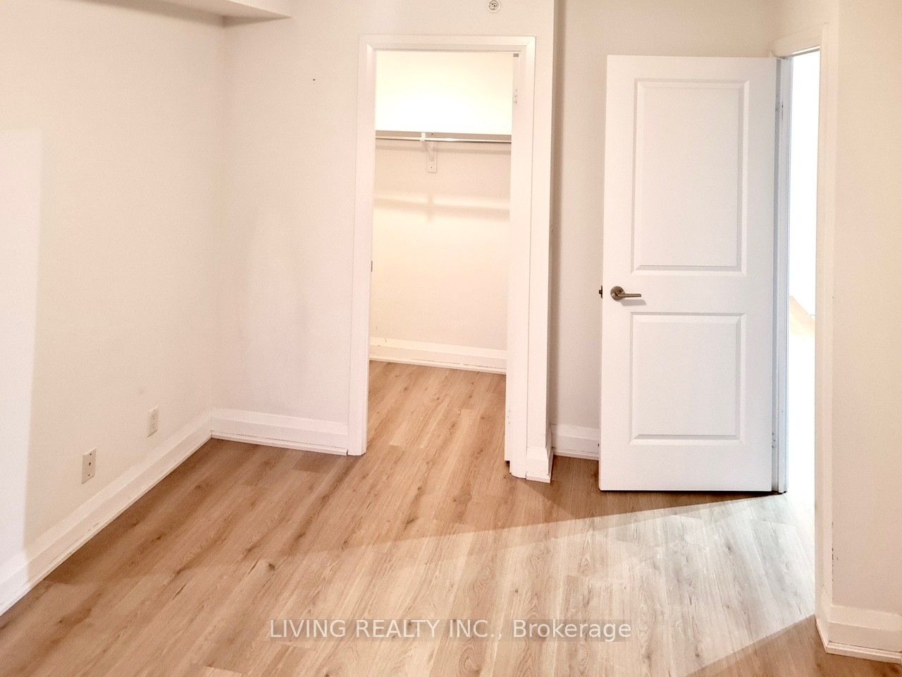 370 Hwy 7 E #802
