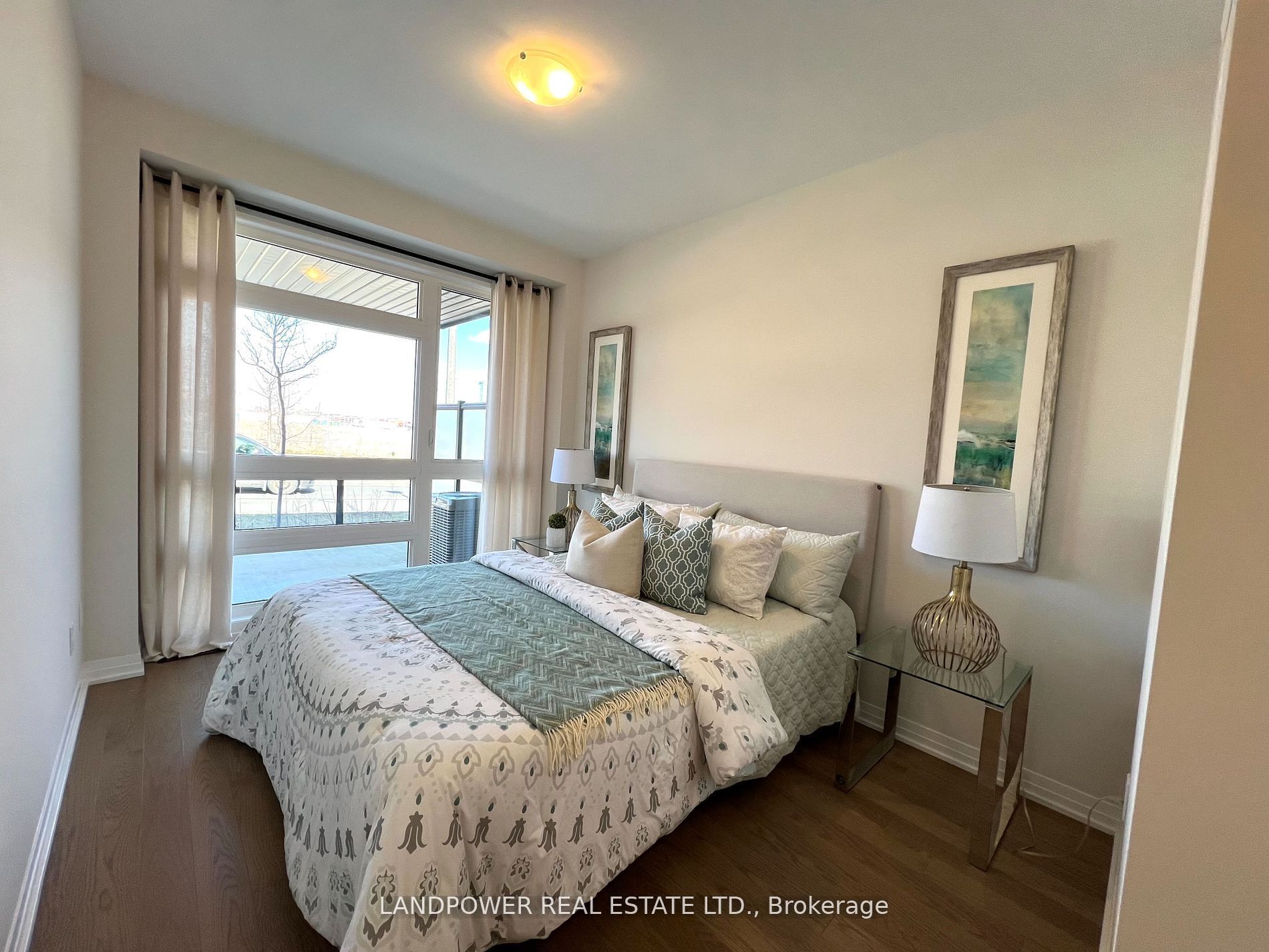 1655 Bur Oak Avenue #14