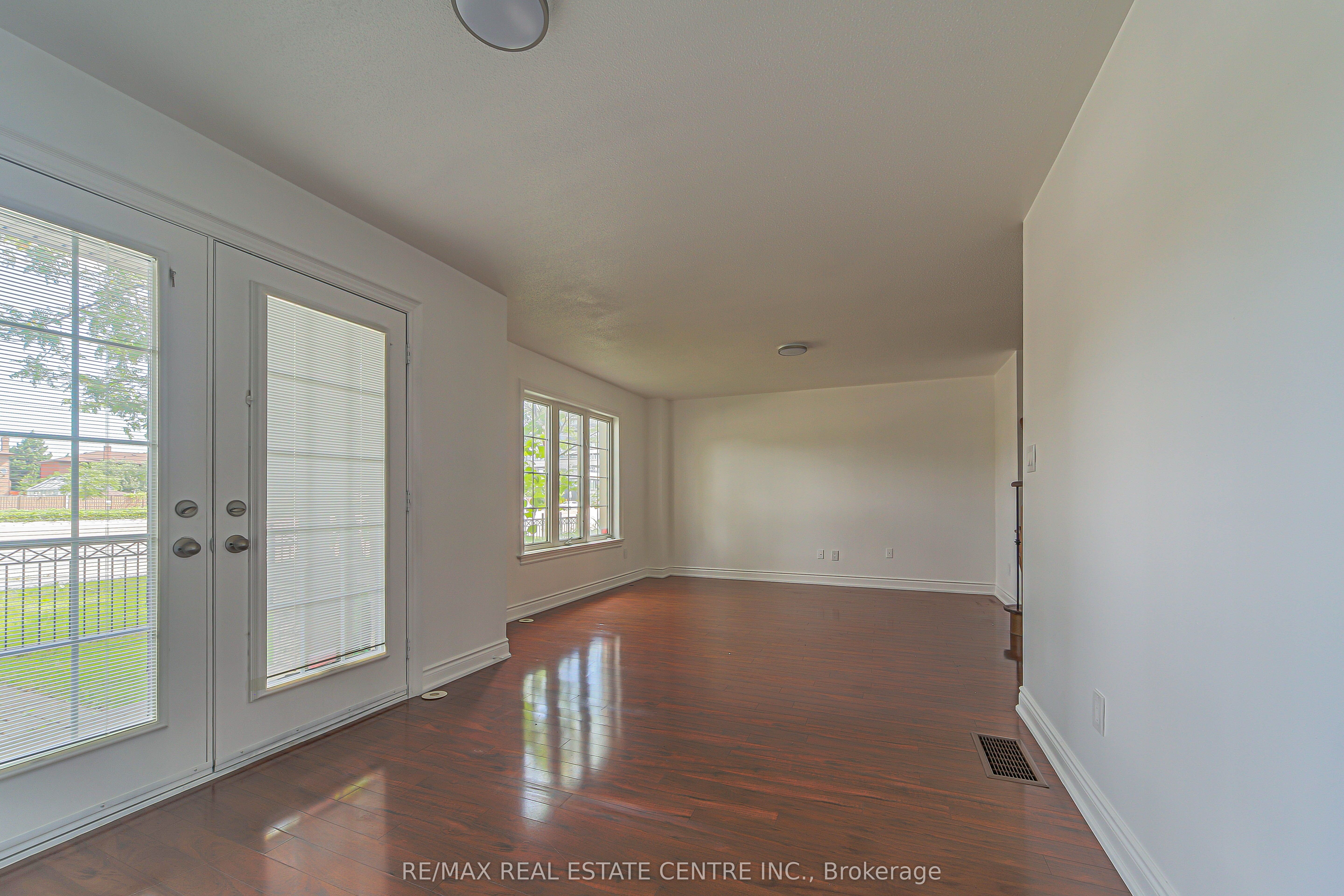 4777 Highway 7 Street
