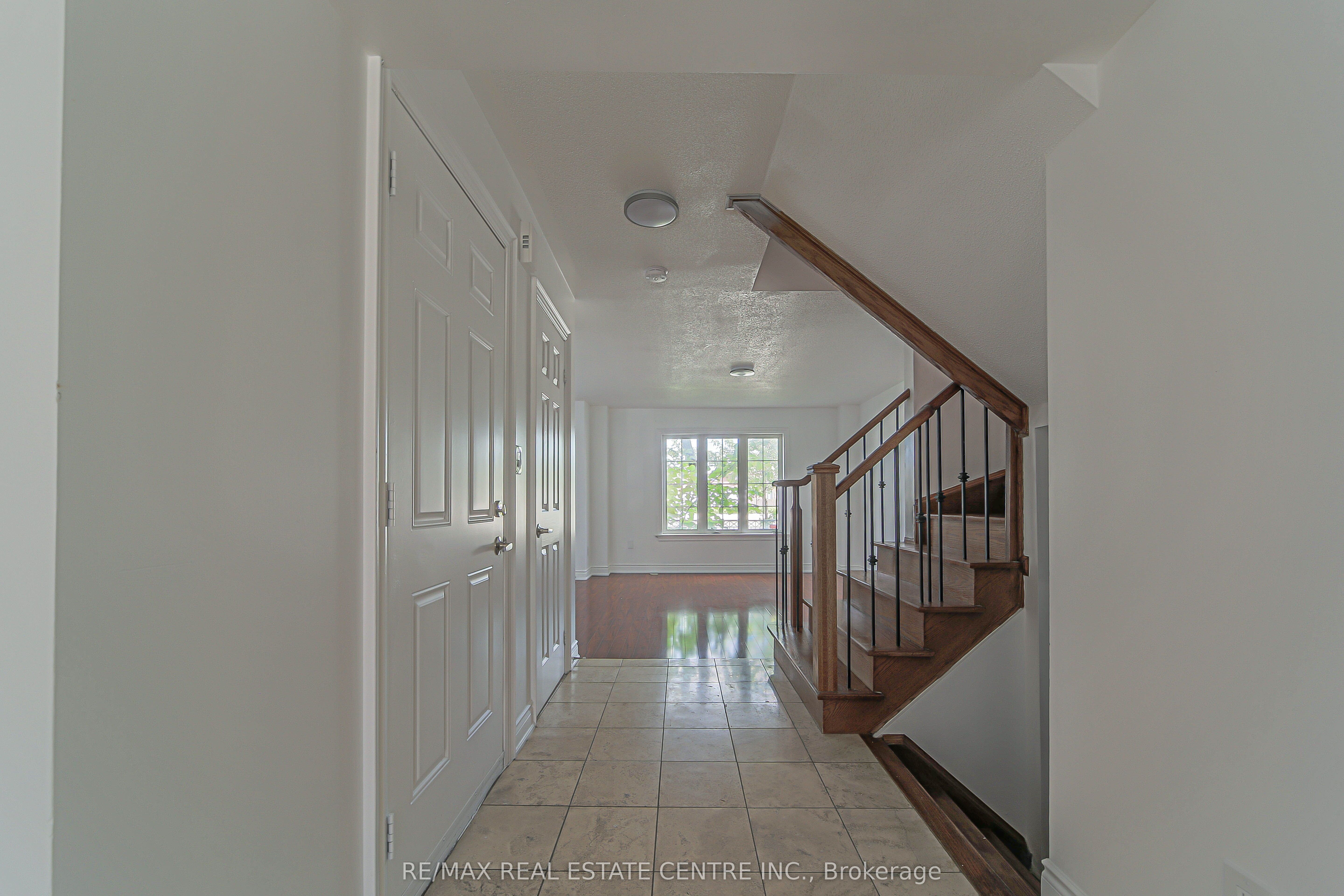 4777 Highway 7 Street