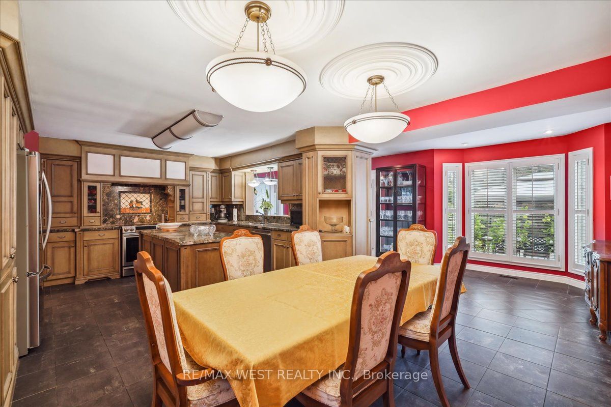190 Sandys Drive