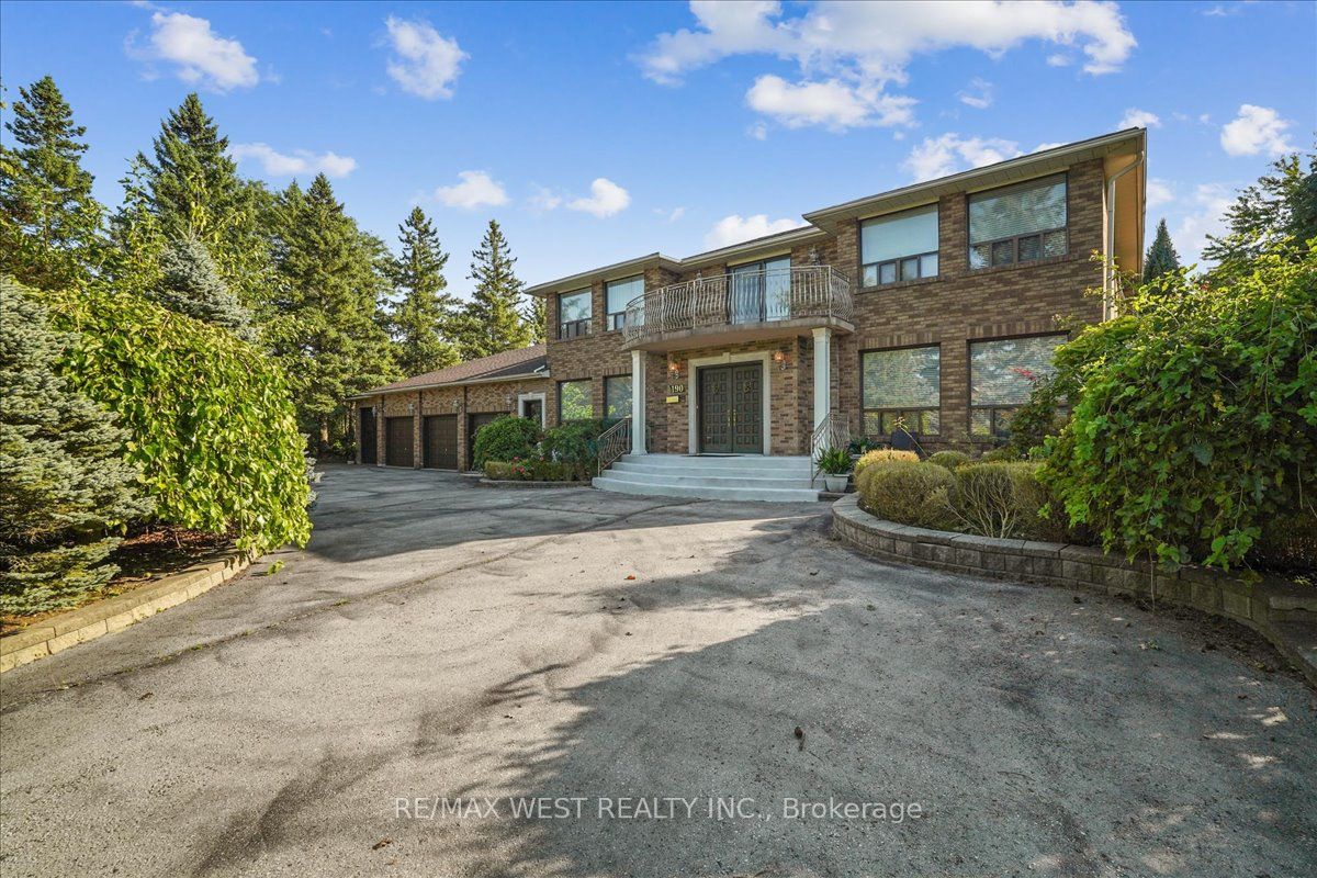 190 Sandys Drive