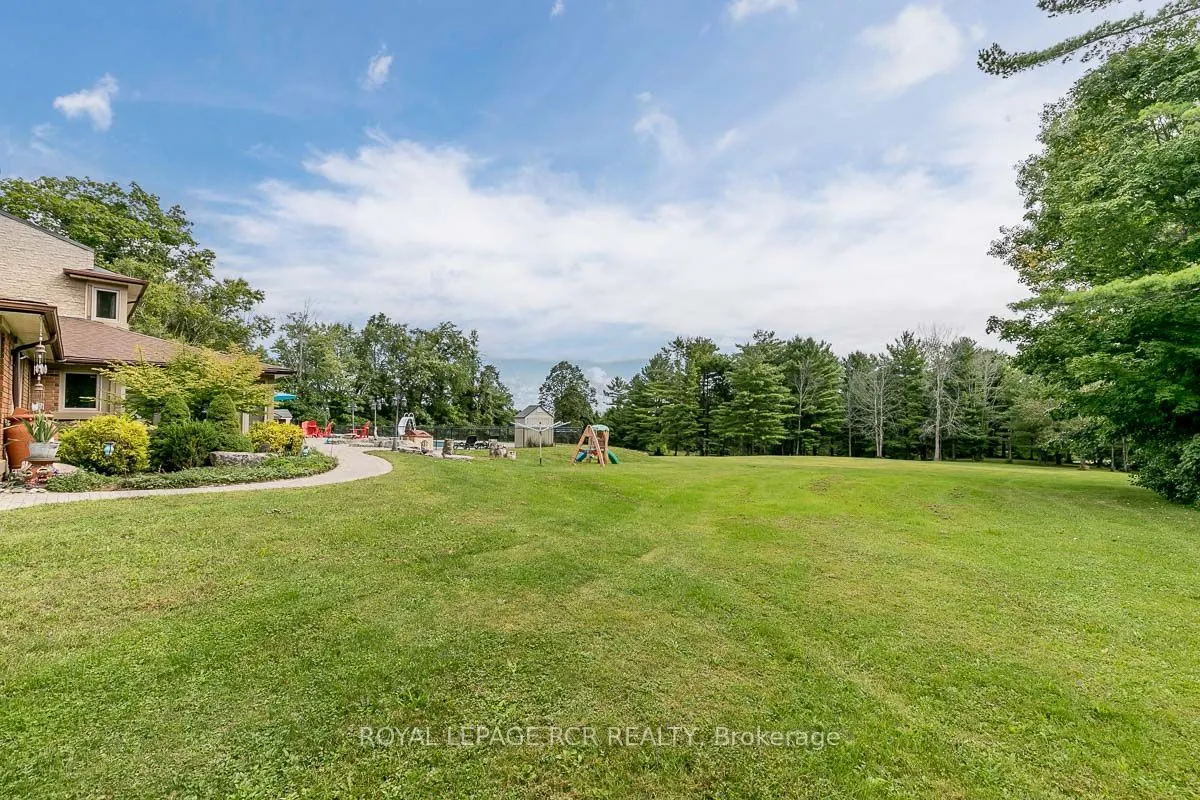 16365 Bathurst Street