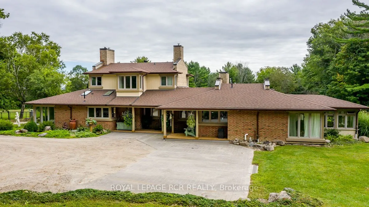 16365 Bathurst Street