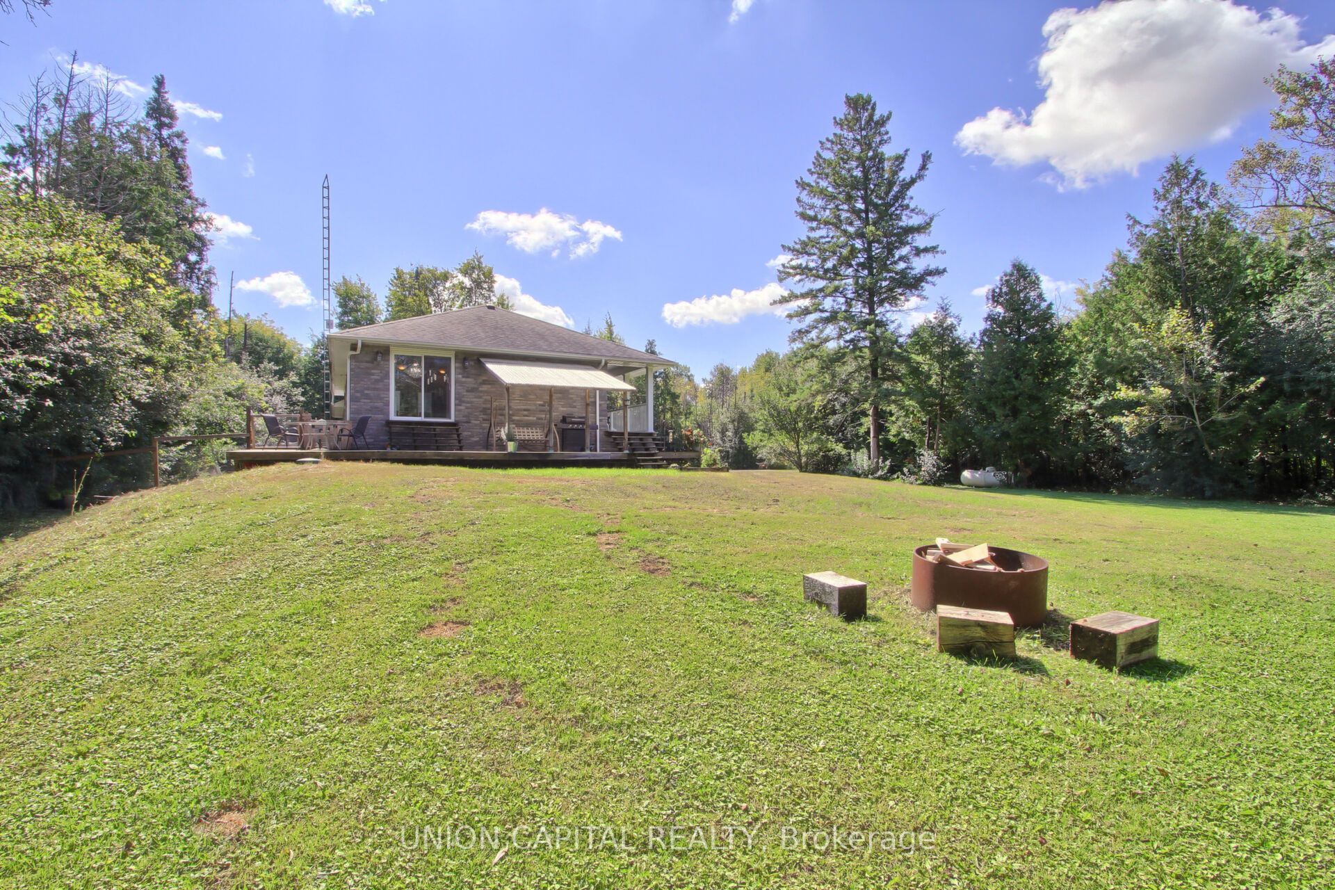 22823 Weirs Side Road