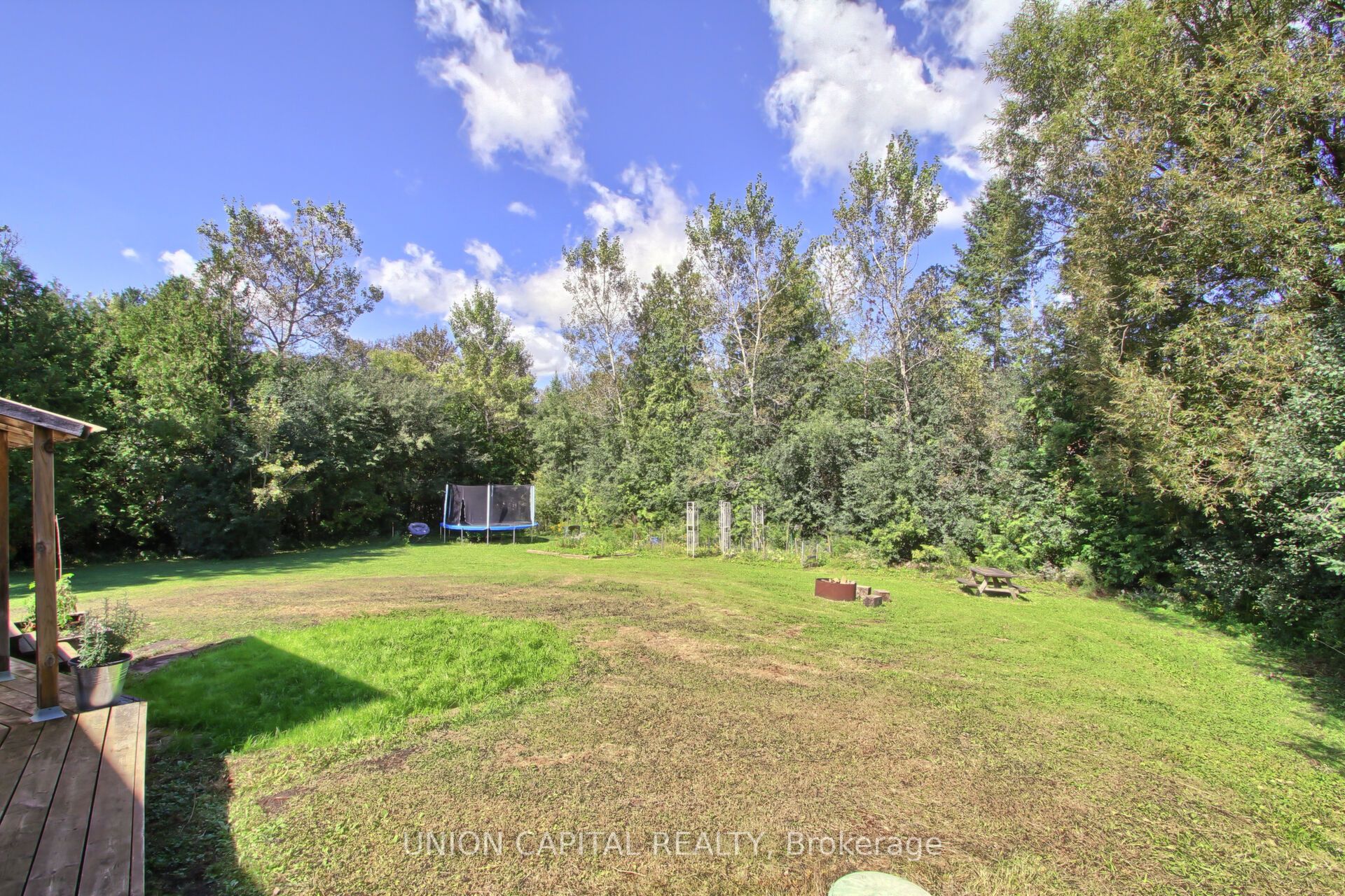 22823 Weirs Side Road