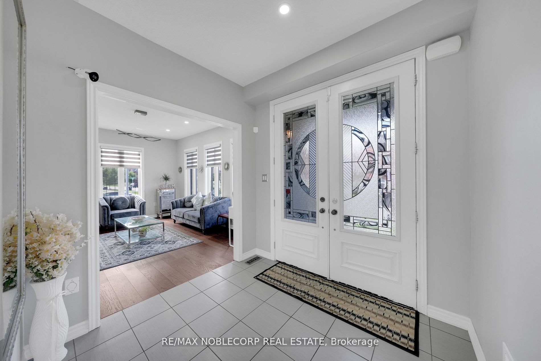 1 Walker Boulevard