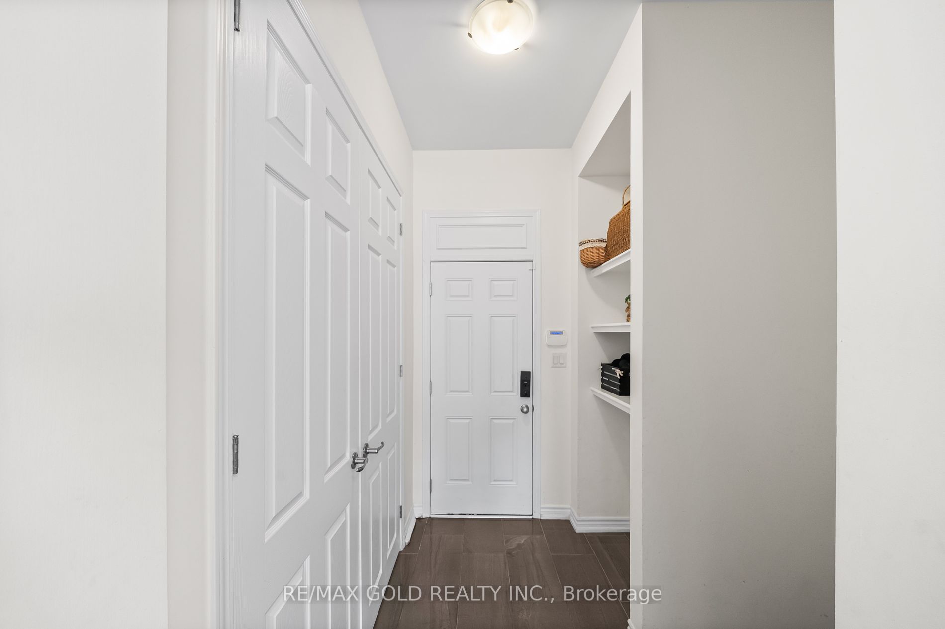 31 Streamside Street