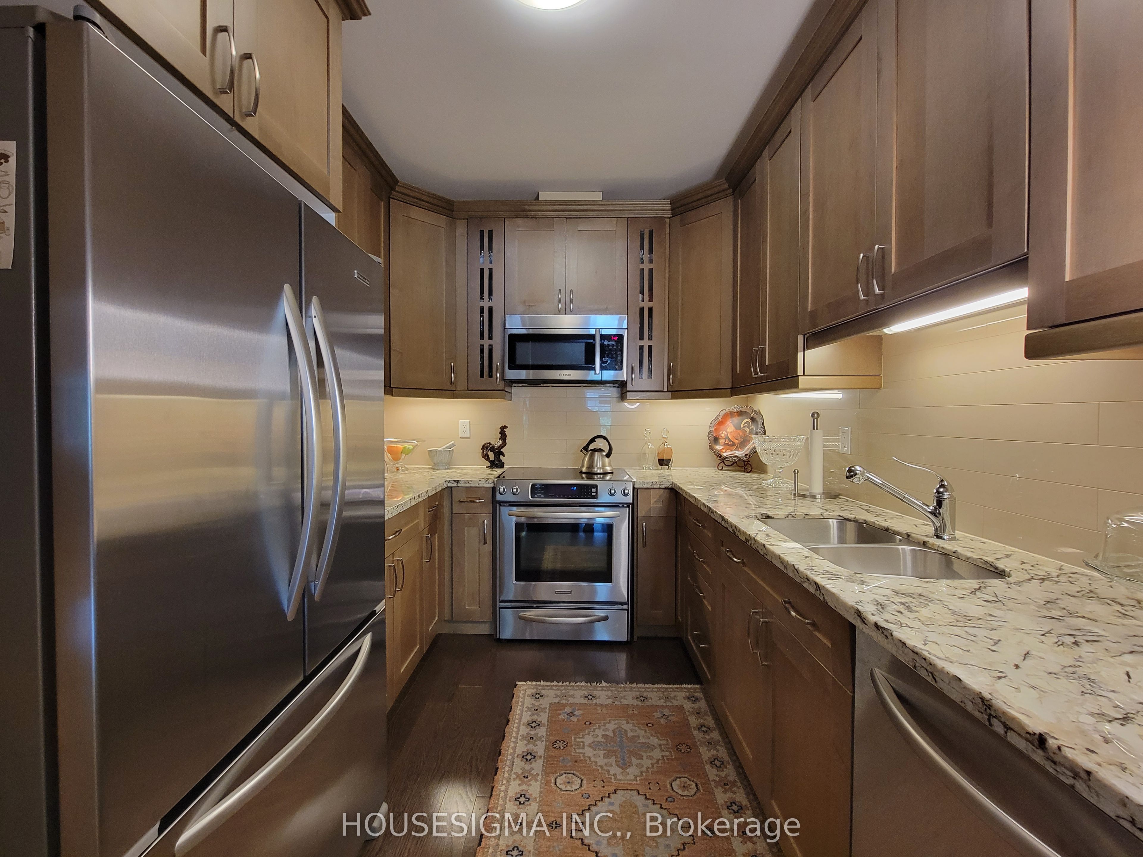 80 Burns Boulevard, #235