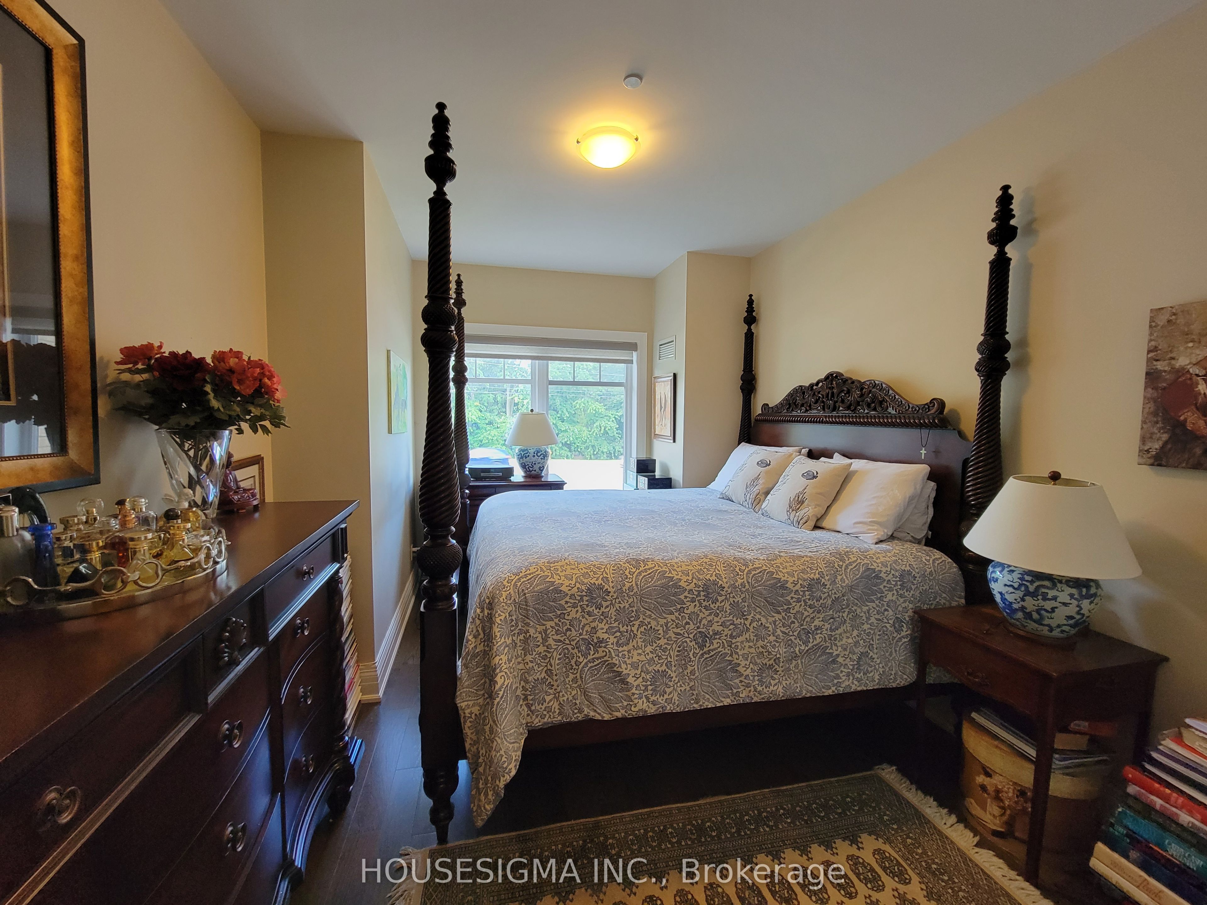 80 Burns Boulevard, #235