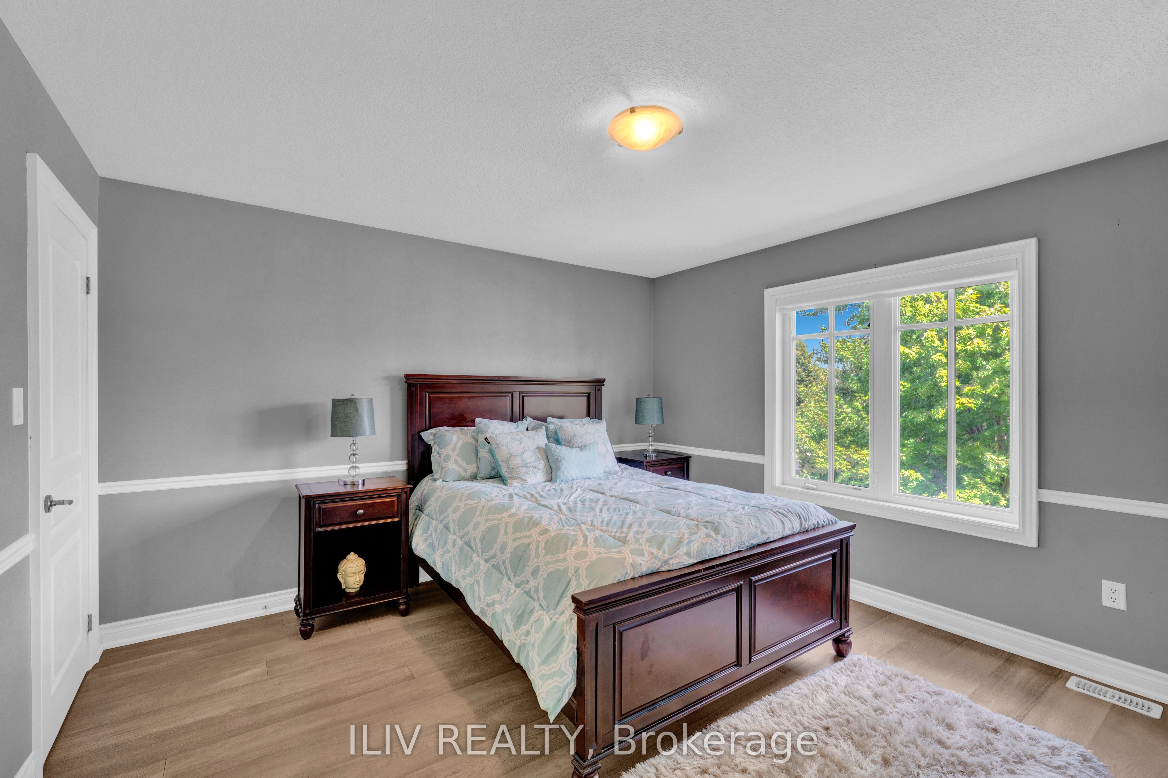 41 Country Club Crescent