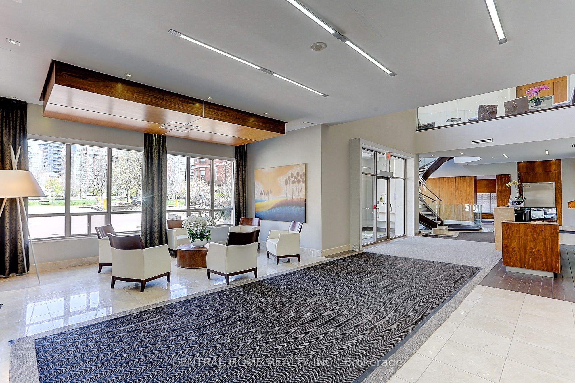 21 Galleria Parkway, #21