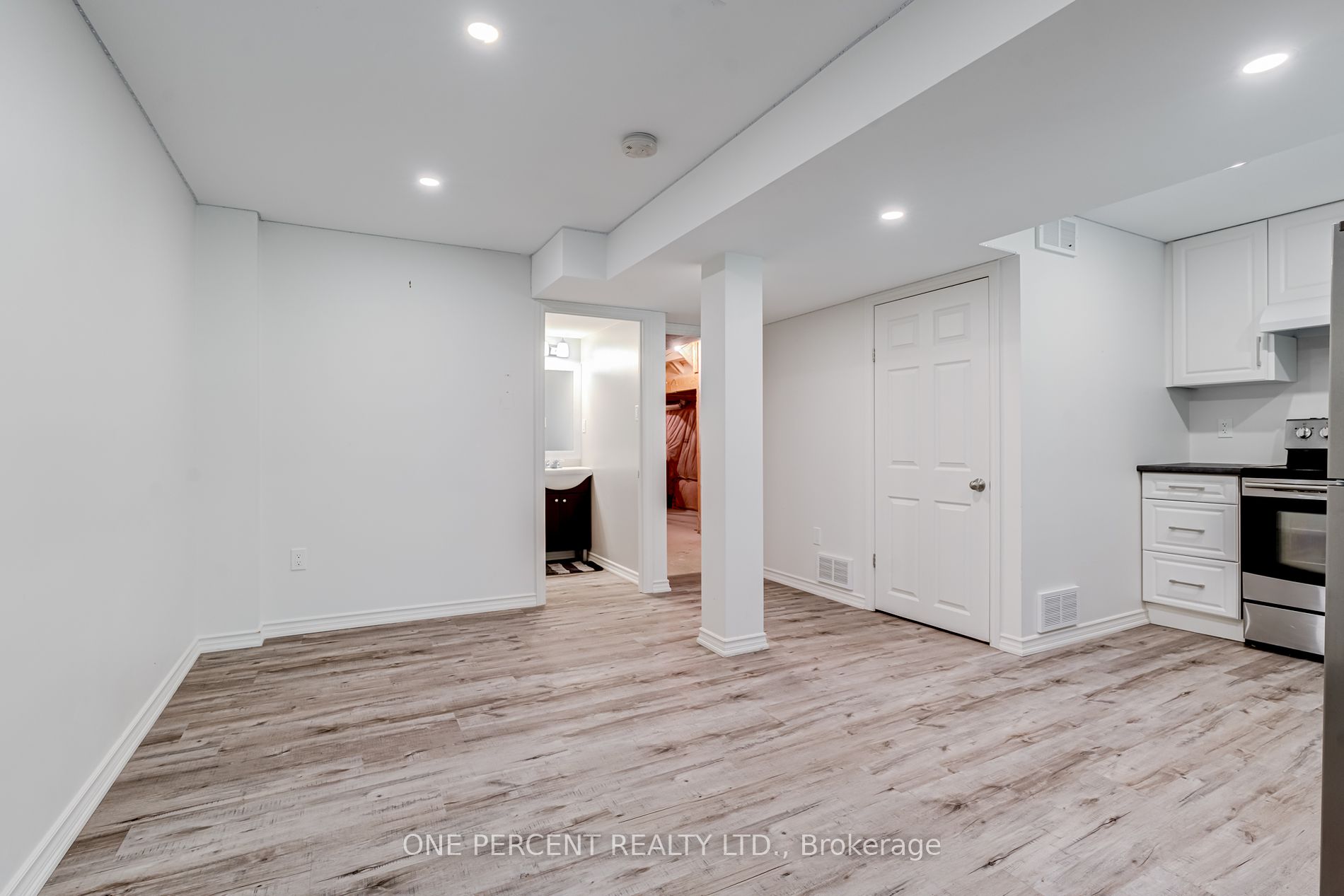 707 John Cole Court