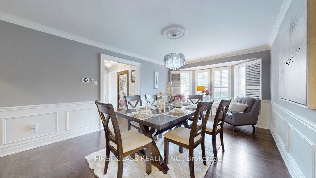 125 Longwater Chase