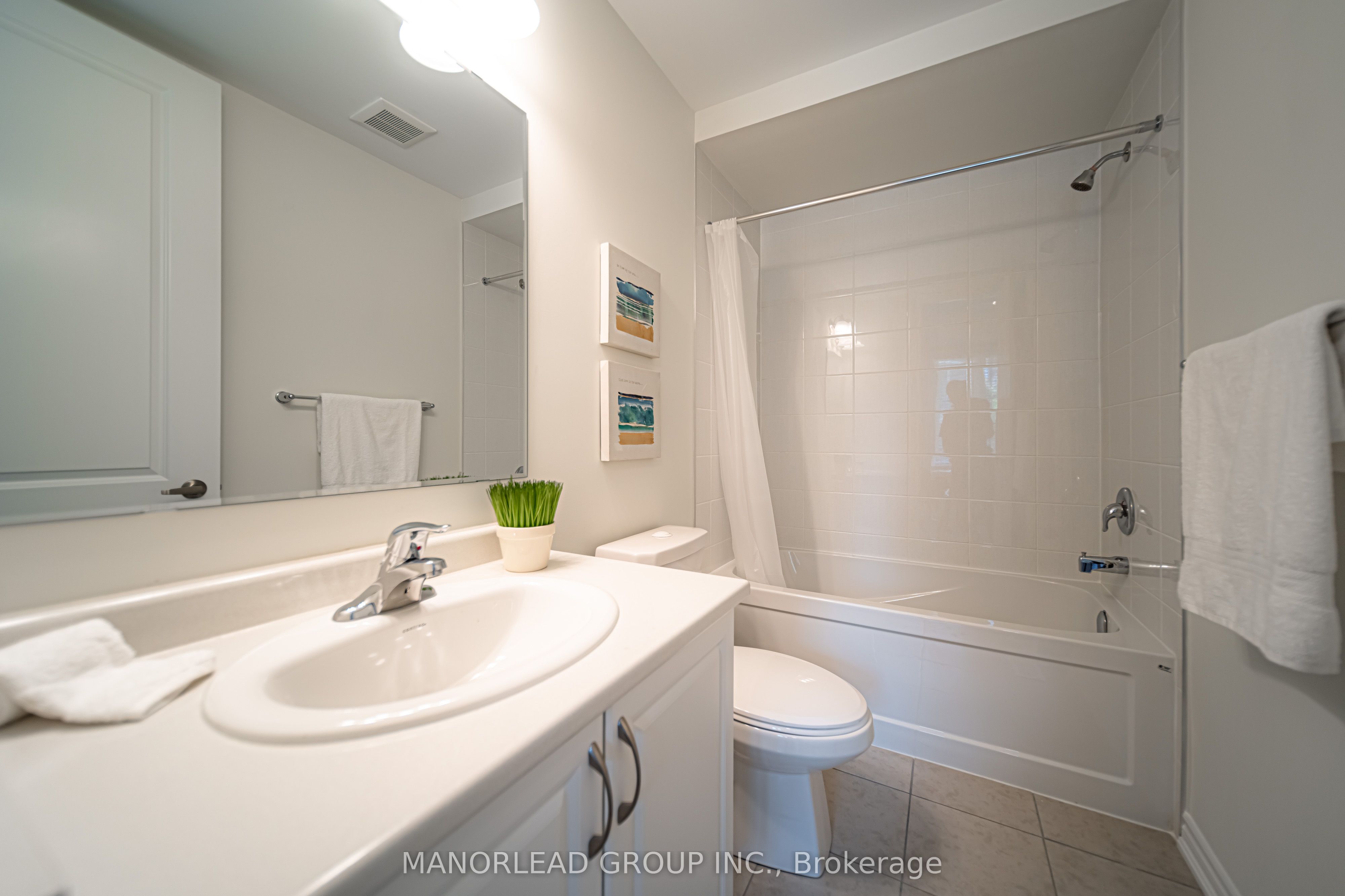107 Thomas Frisby Jr Crescent