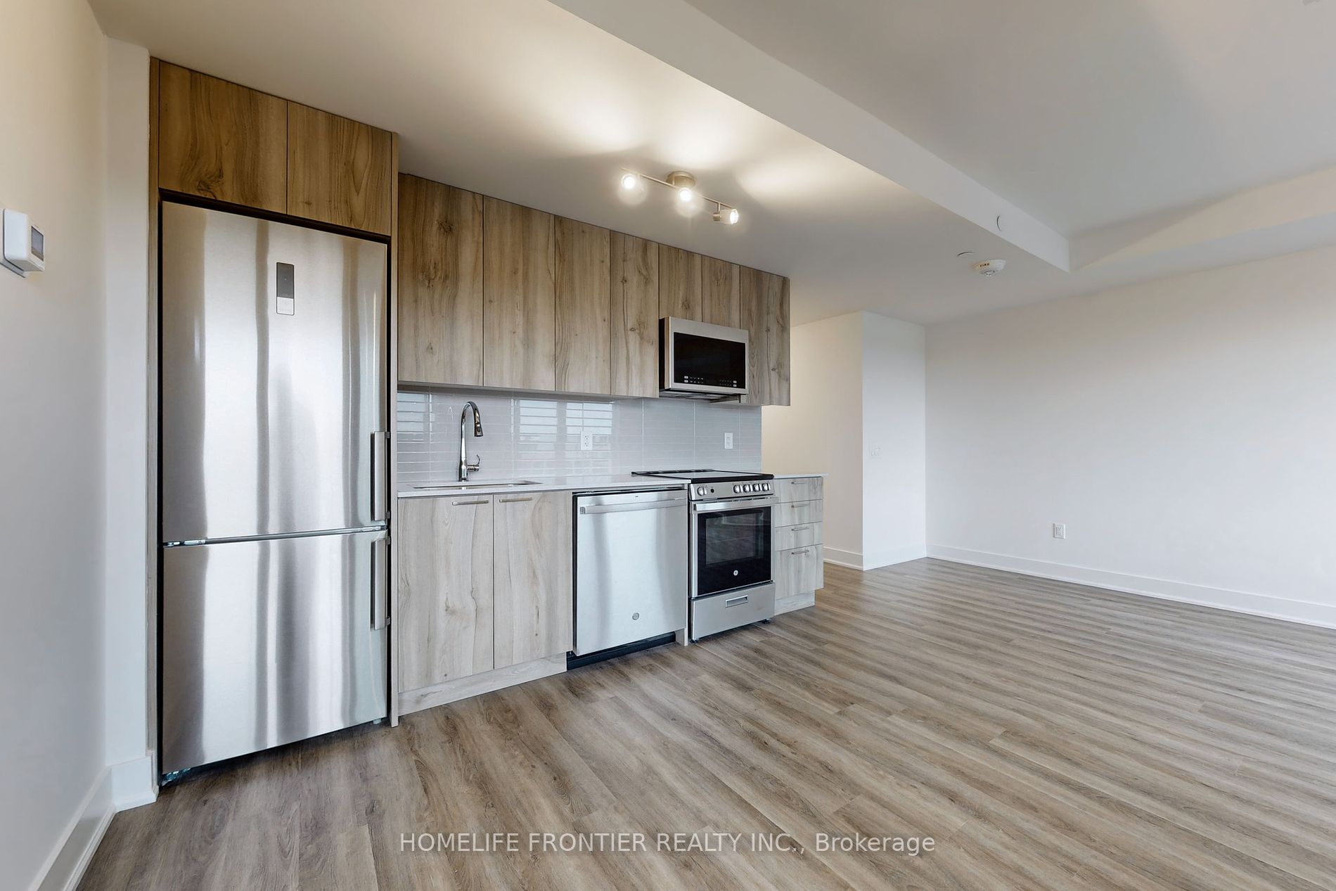 185 Deerfield Road #420