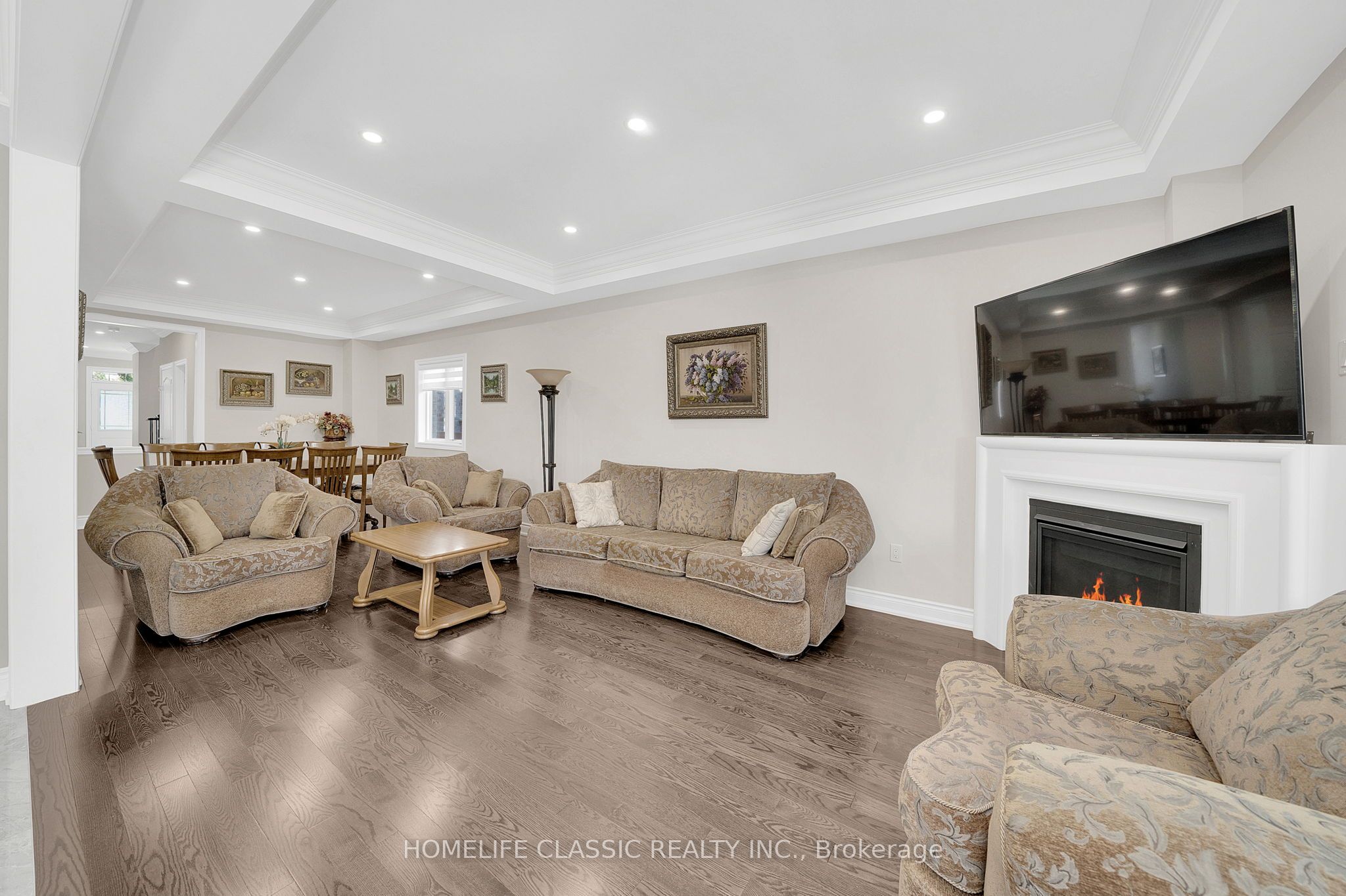 105 McKenzie Way