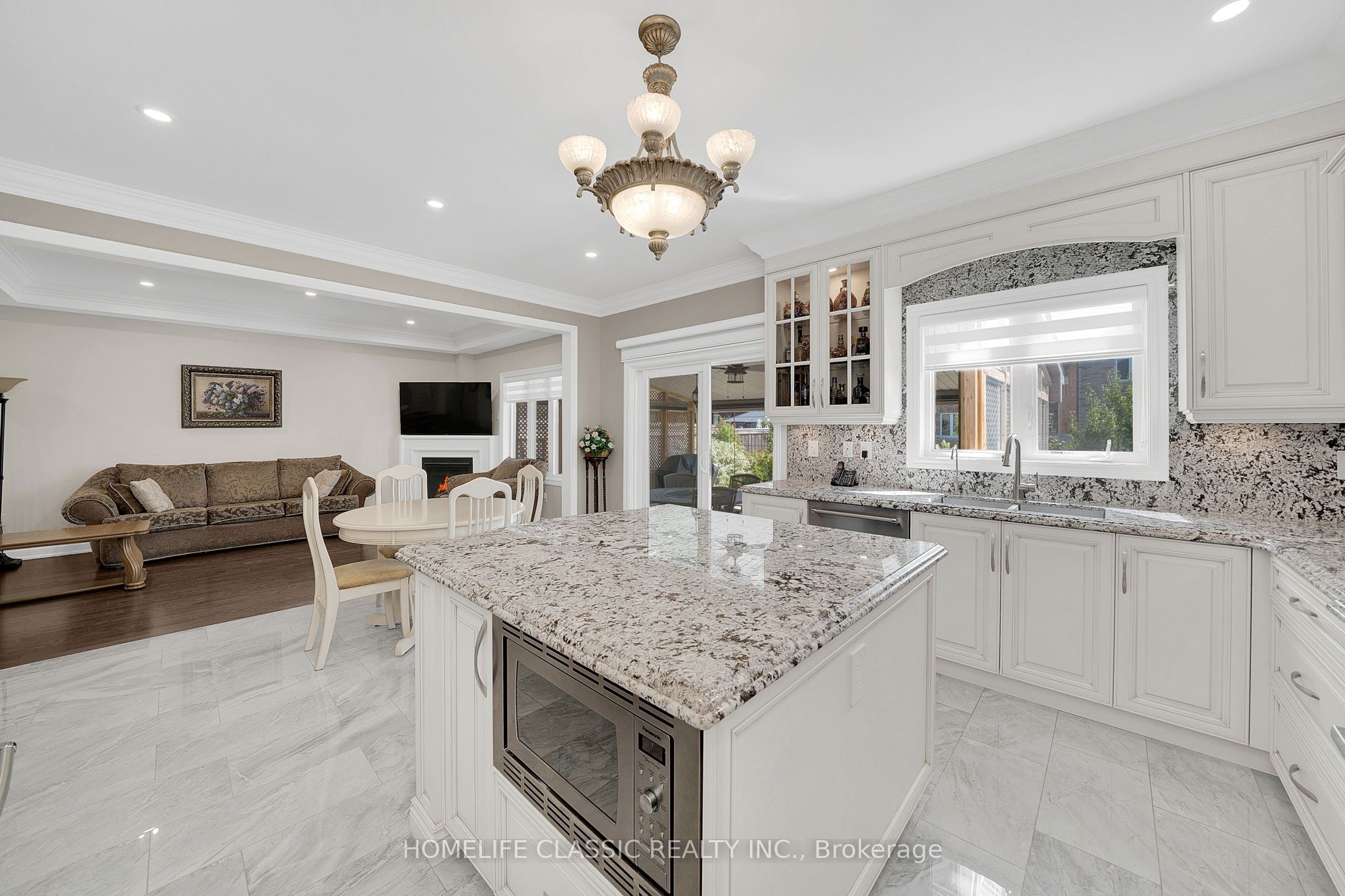 105 McKenzie Way