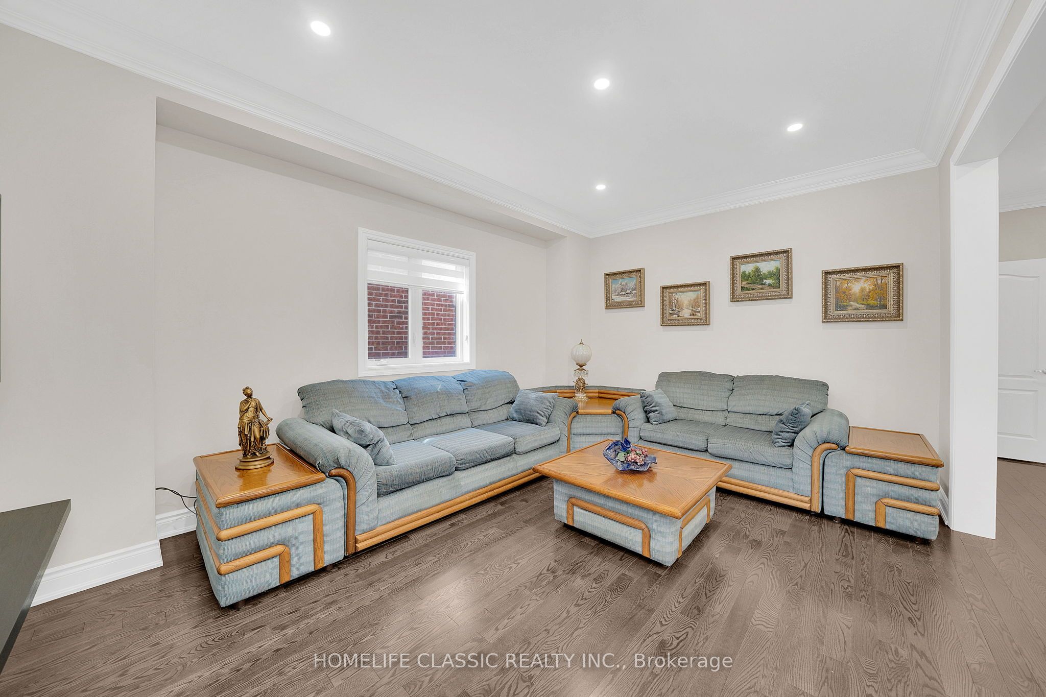 105 McKenzie Way