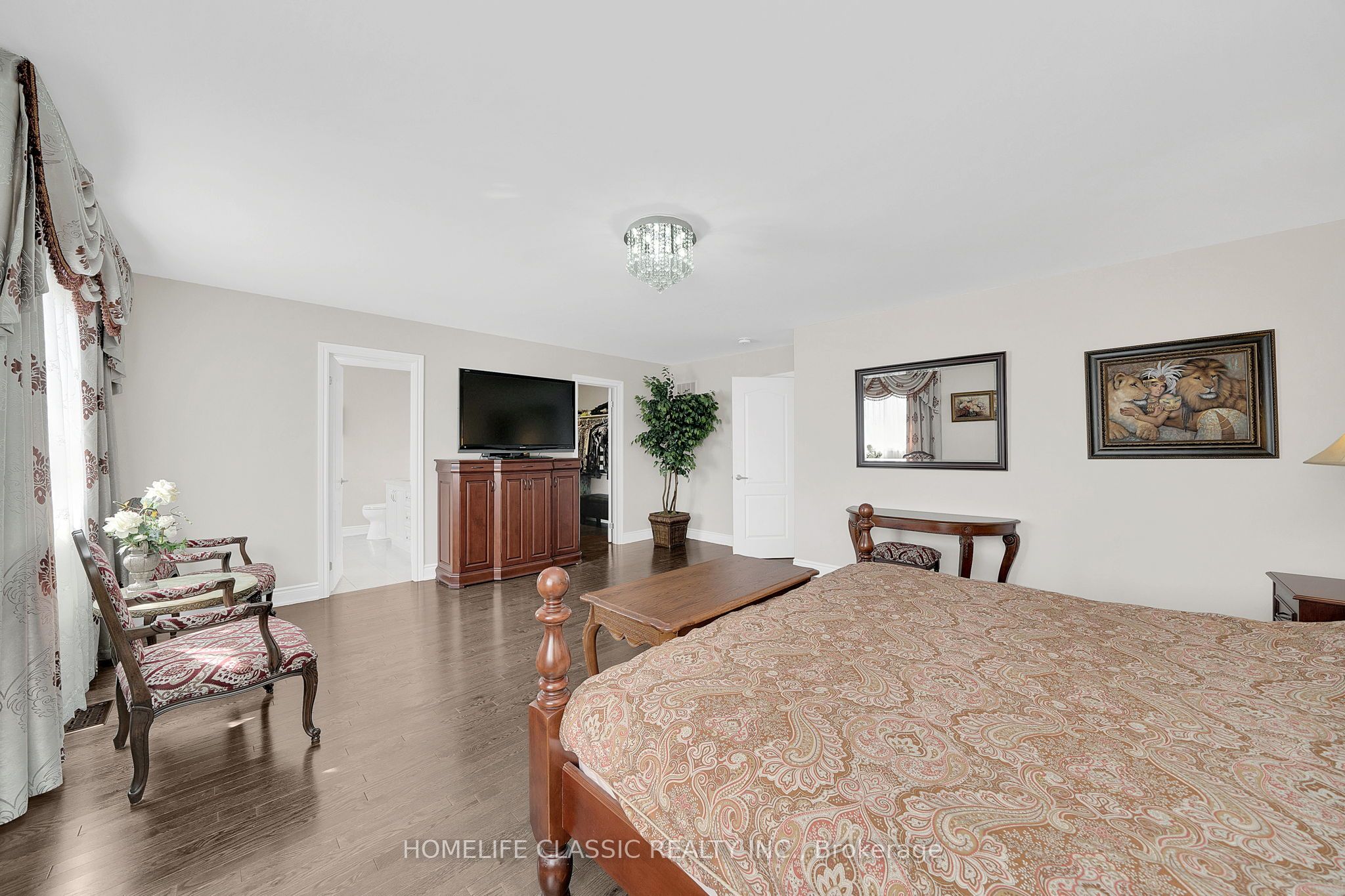 105 McKenzie Way